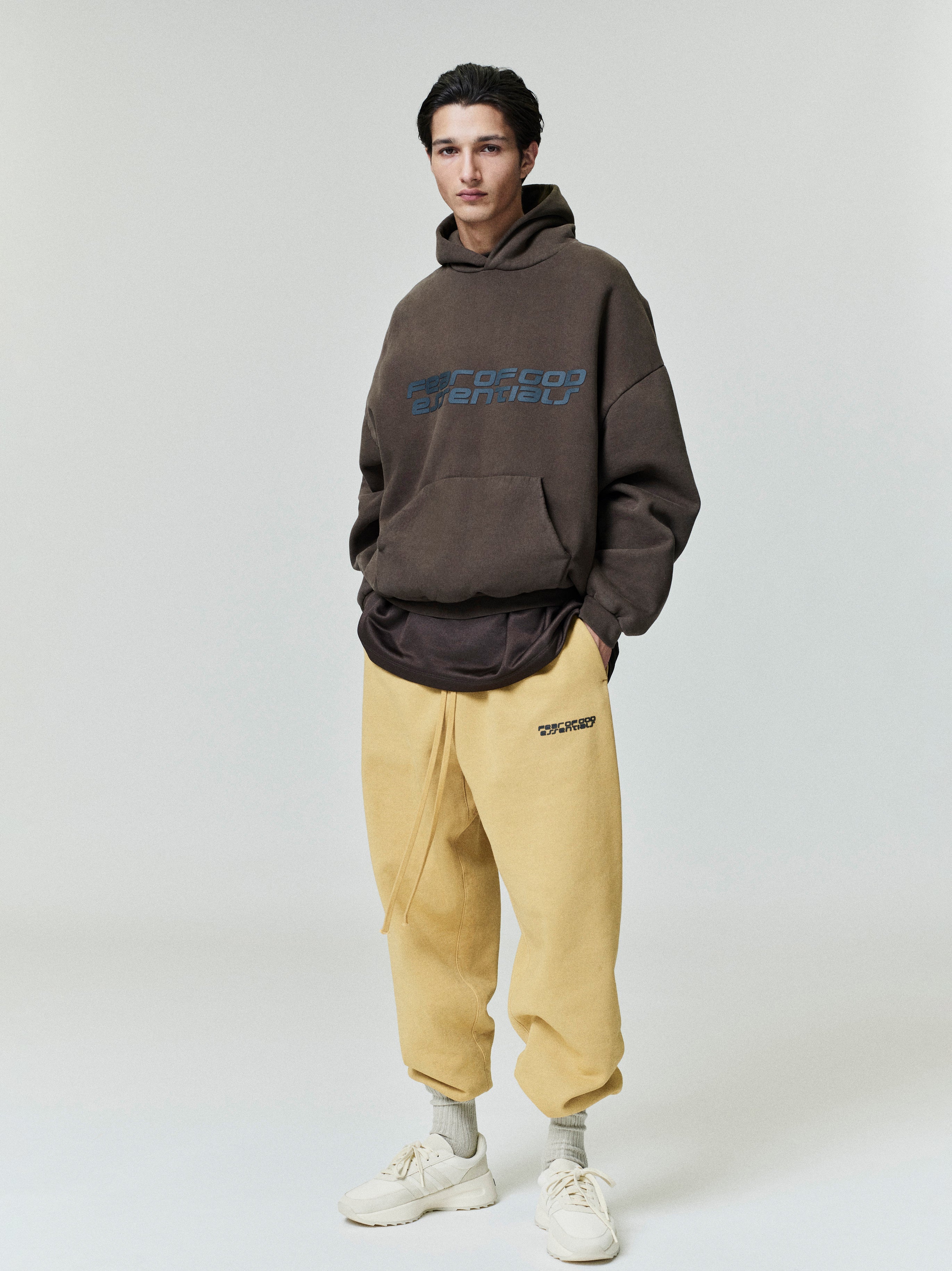 Essentials Heavy Fleece 90S Hoodie Brown