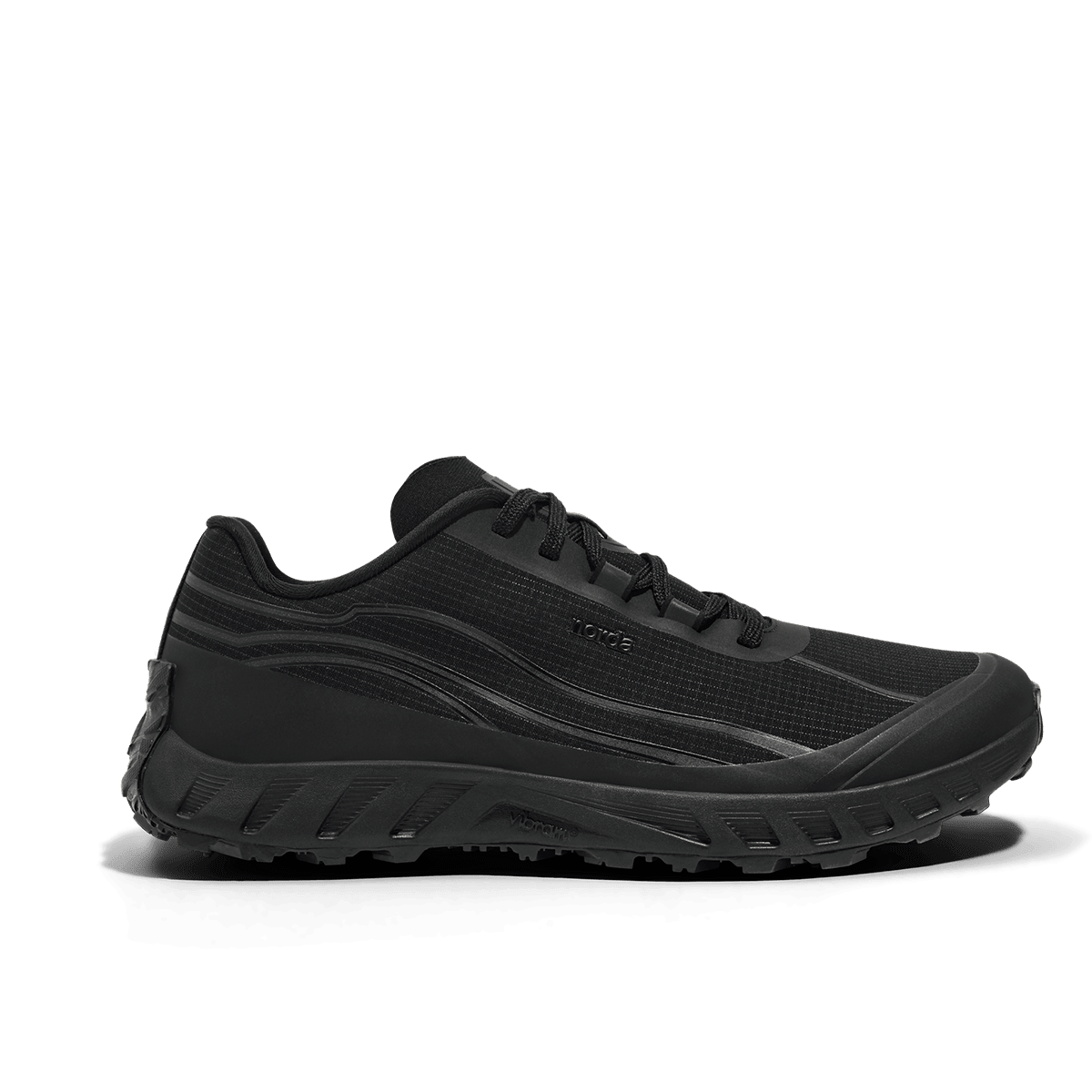 Norda 002 Stealth Black