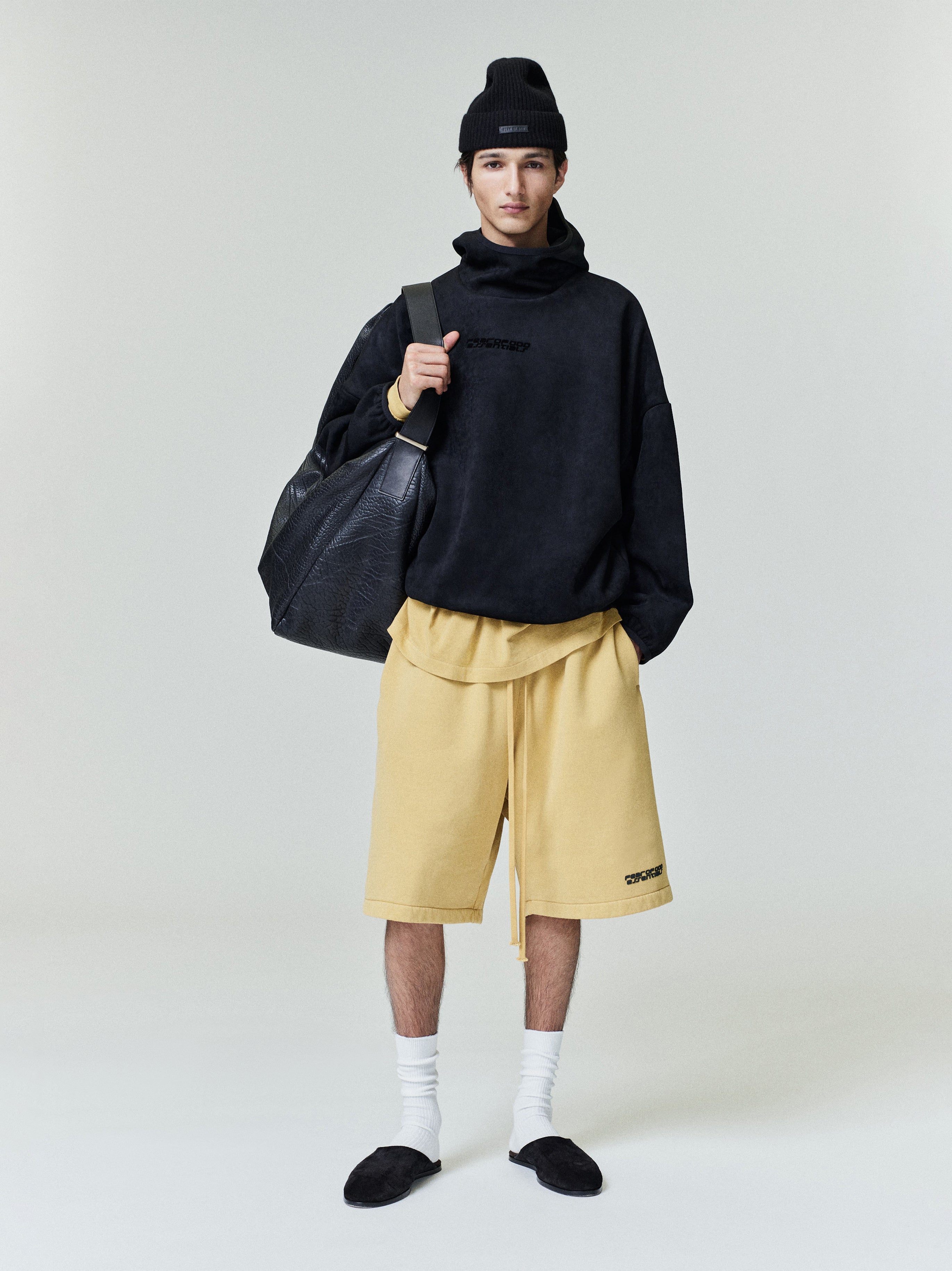 Essentials Relaxed Sweatshort Canyon