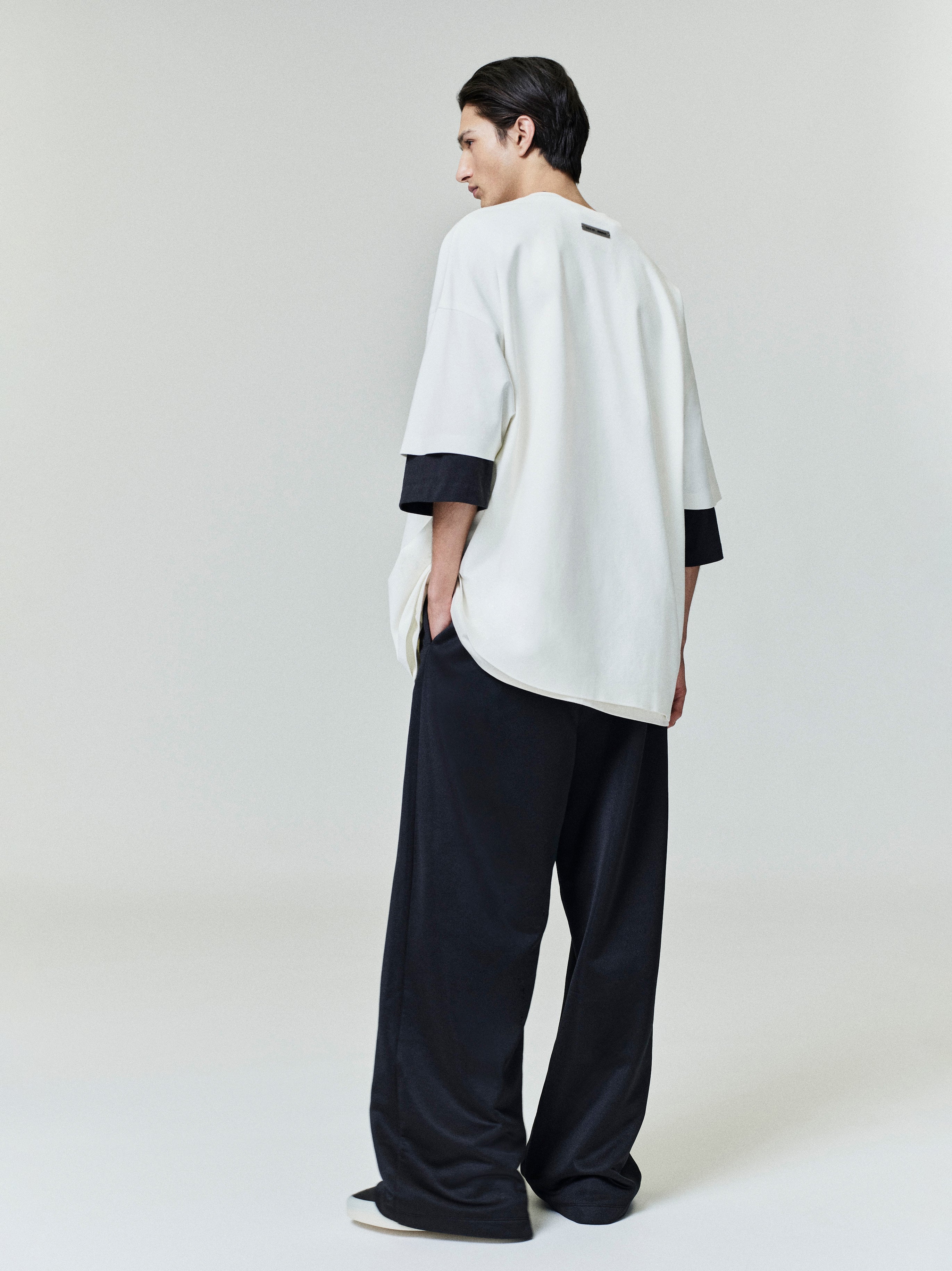 Essentials Ponte 90S Tee Ivory