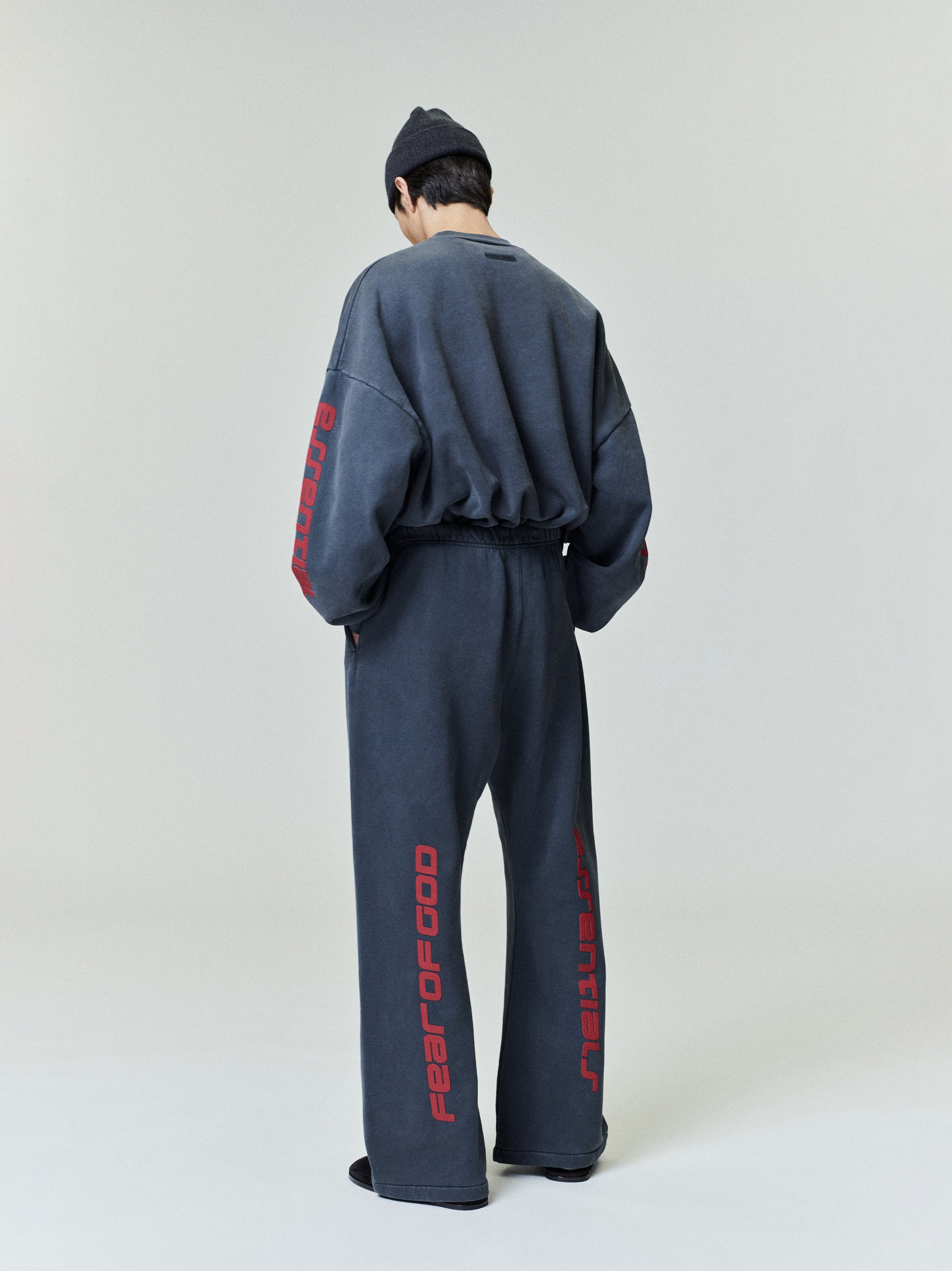 Essentials Heavy Fleece Flare Sweatpant Iron Grey