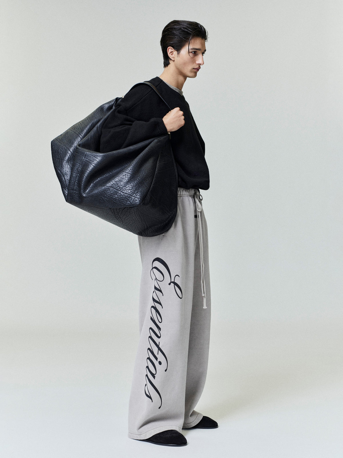 Essentials Heavy Fleece Lounge Sweatpant Smoke Grey