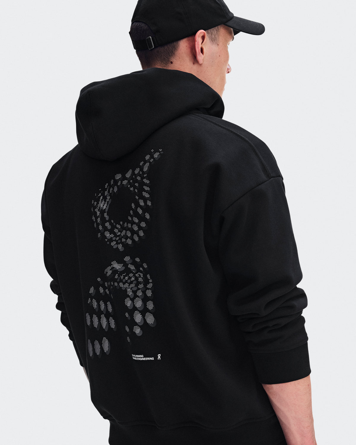 On Club Collective Full Zip Runner Black