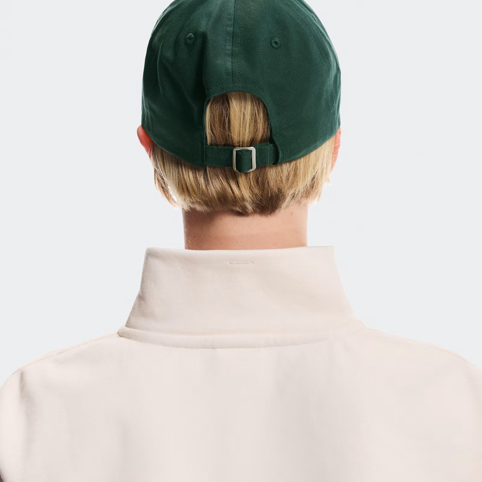 On All-Day Cap Obsidian