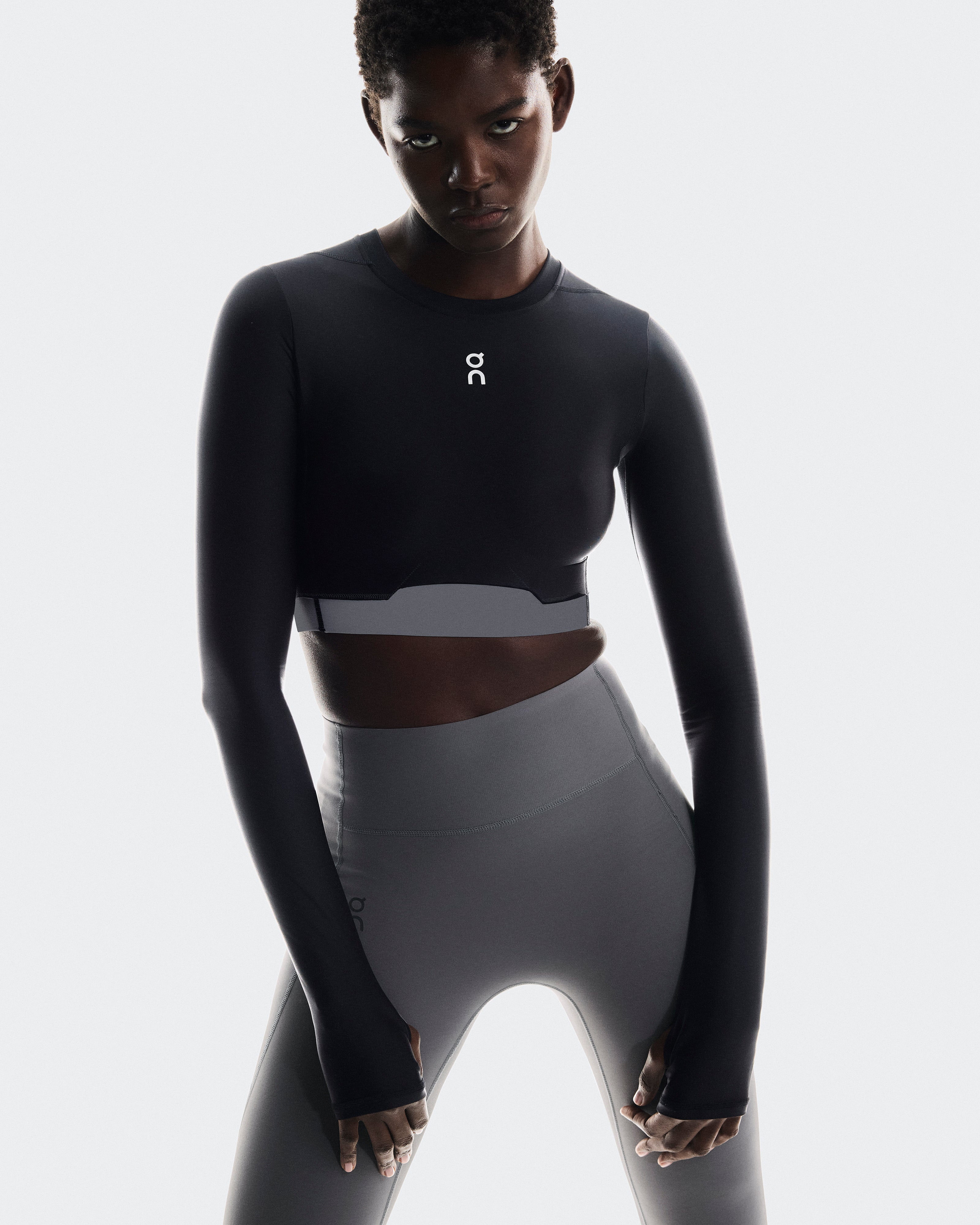 On Train Long Sleeve Crop Black (Women'S)