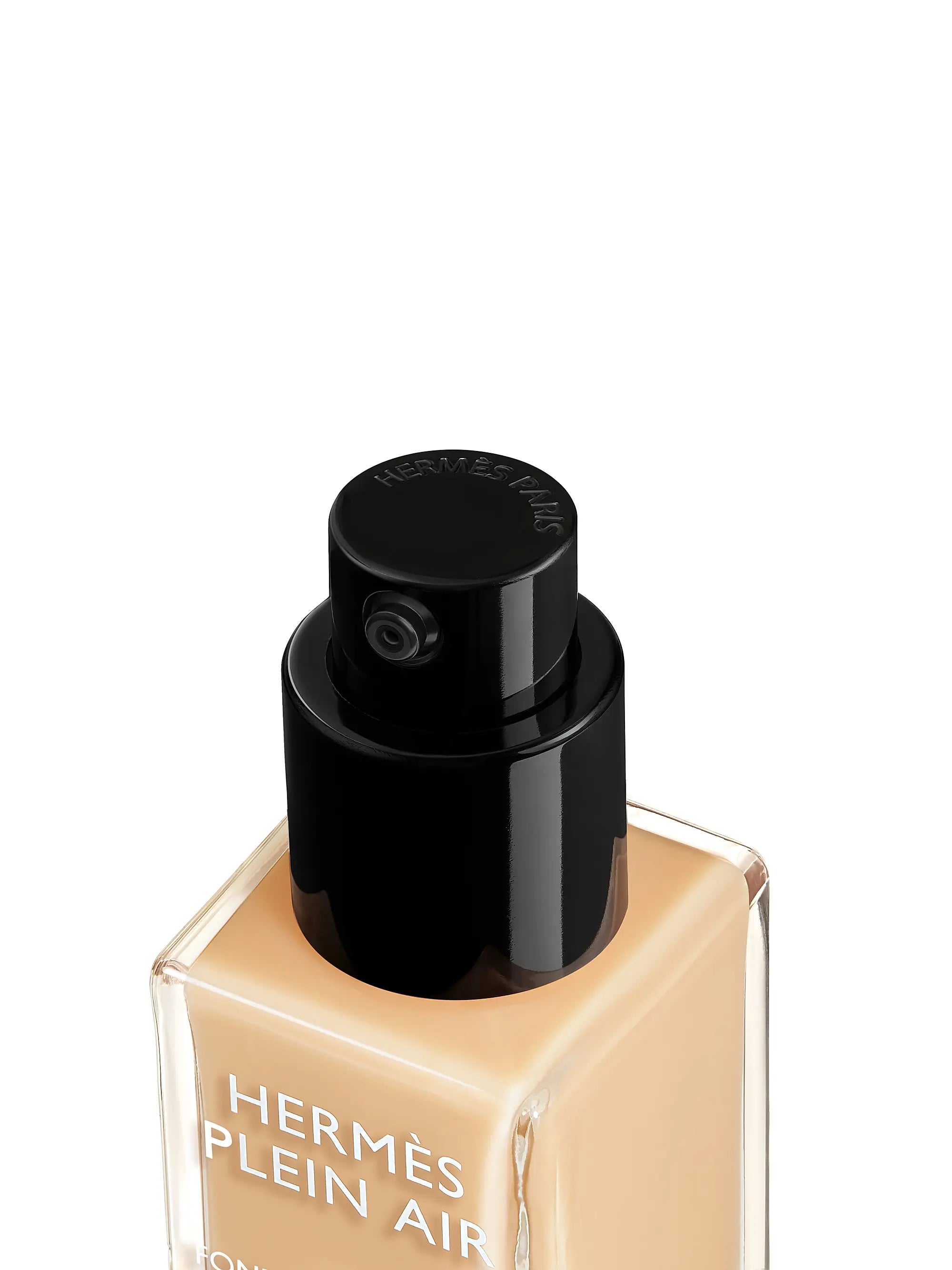 HERMÈS Hermès Plein Air Luminous Matte Skin Care Foundation