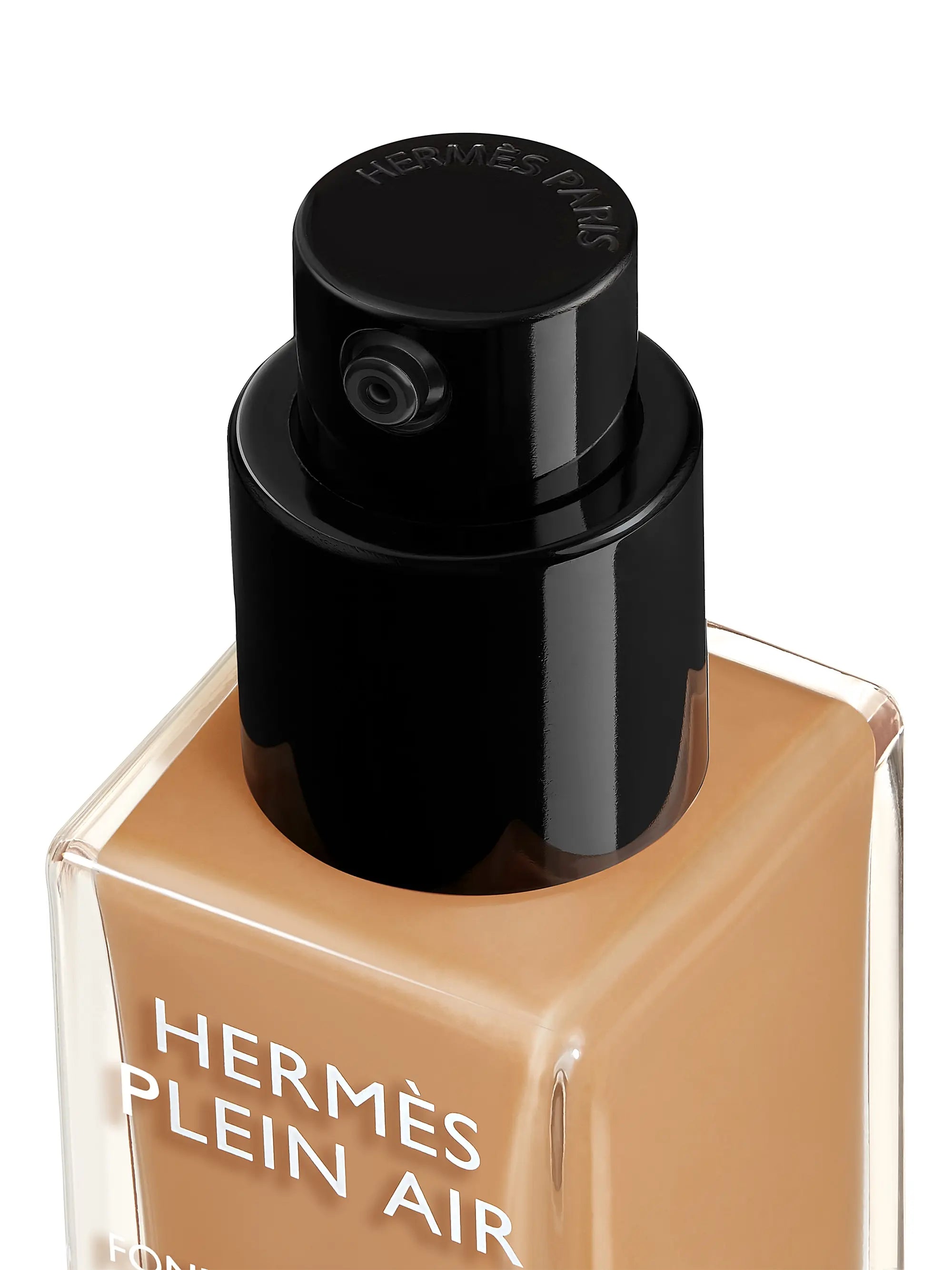 HERMÈS Hermès Plein Air Luminous Matte Skin Care Foundation