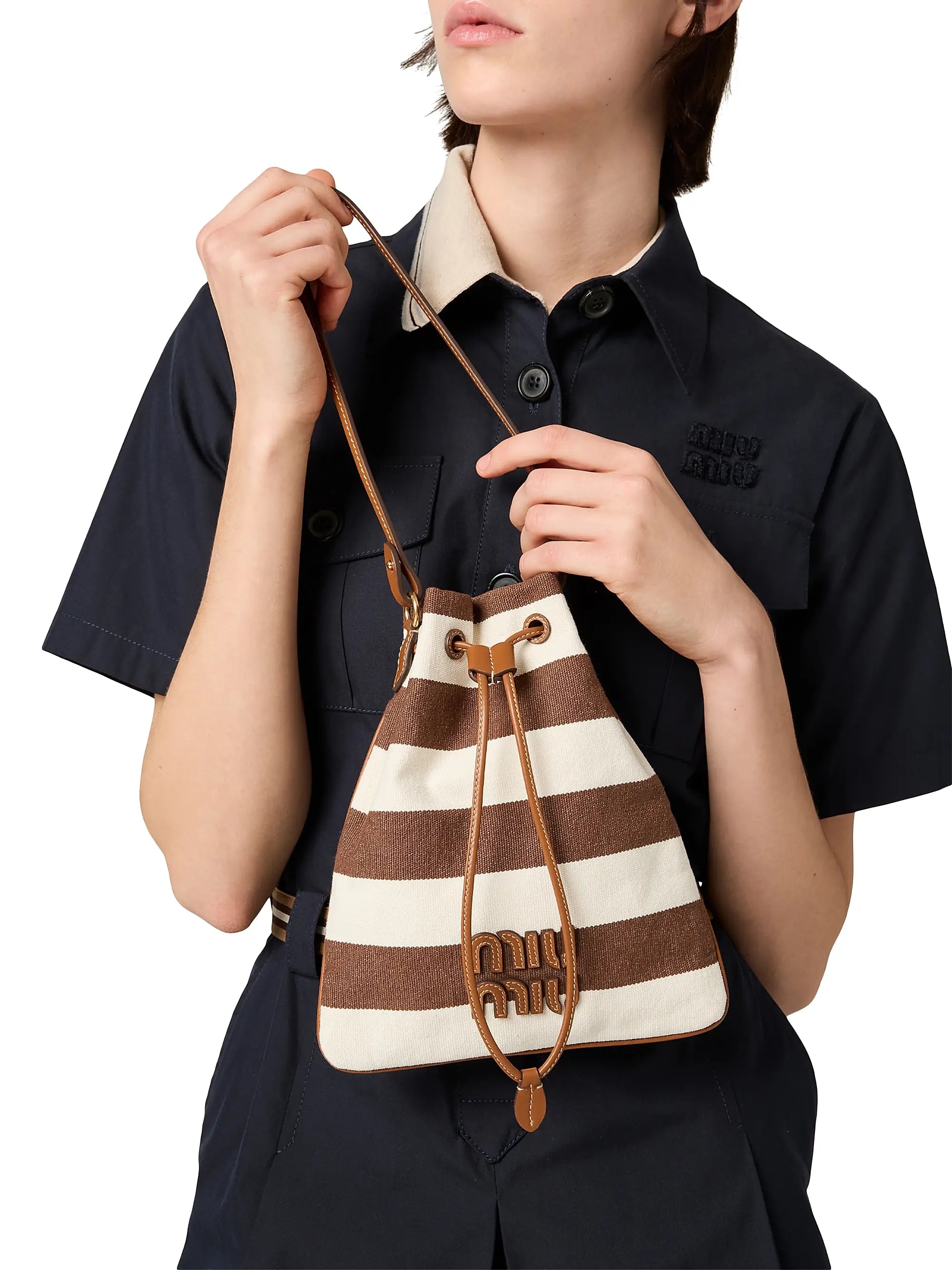 #color_brown