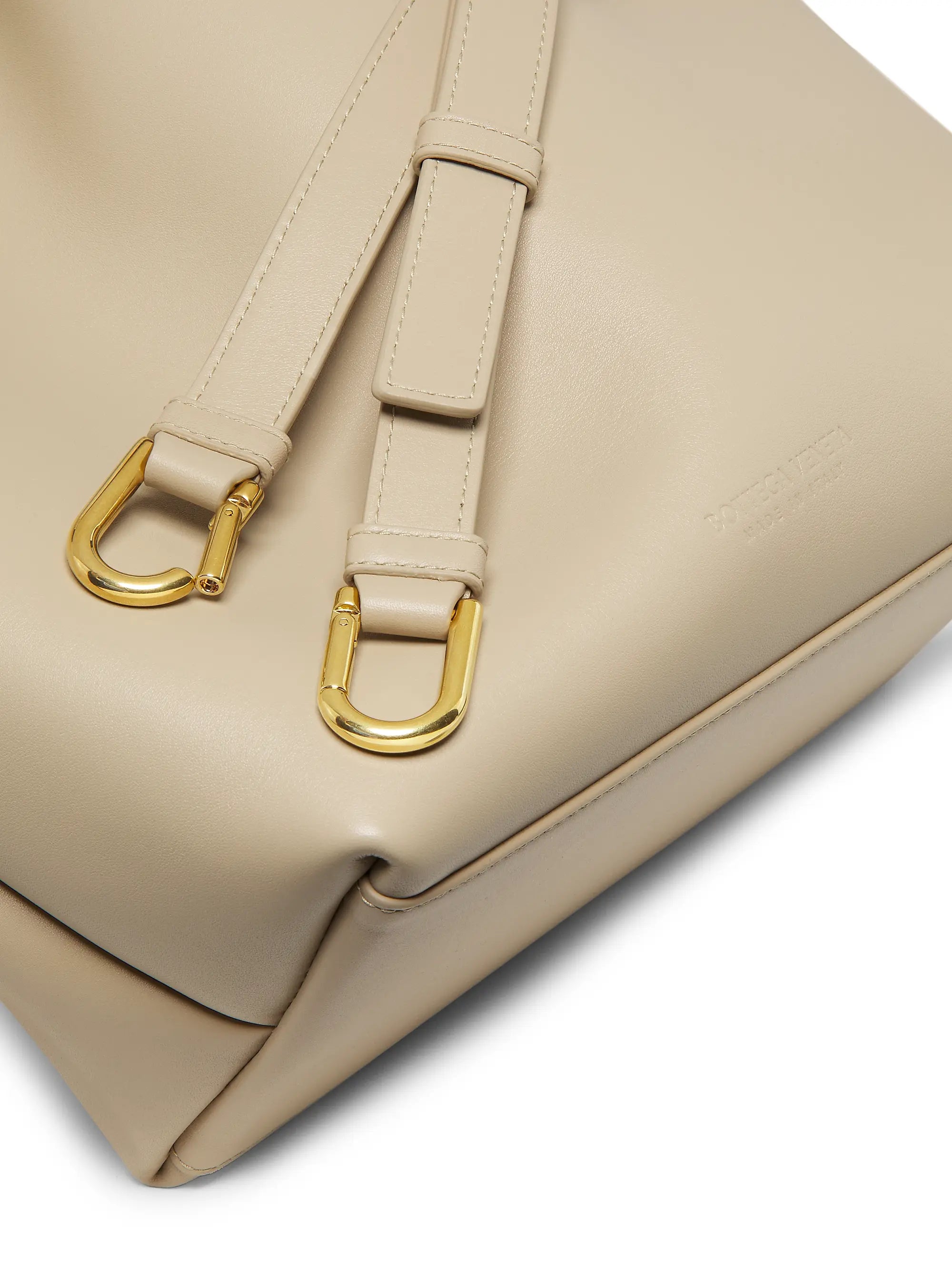 Bottega Veneta Borsa Leather Bucket Bag