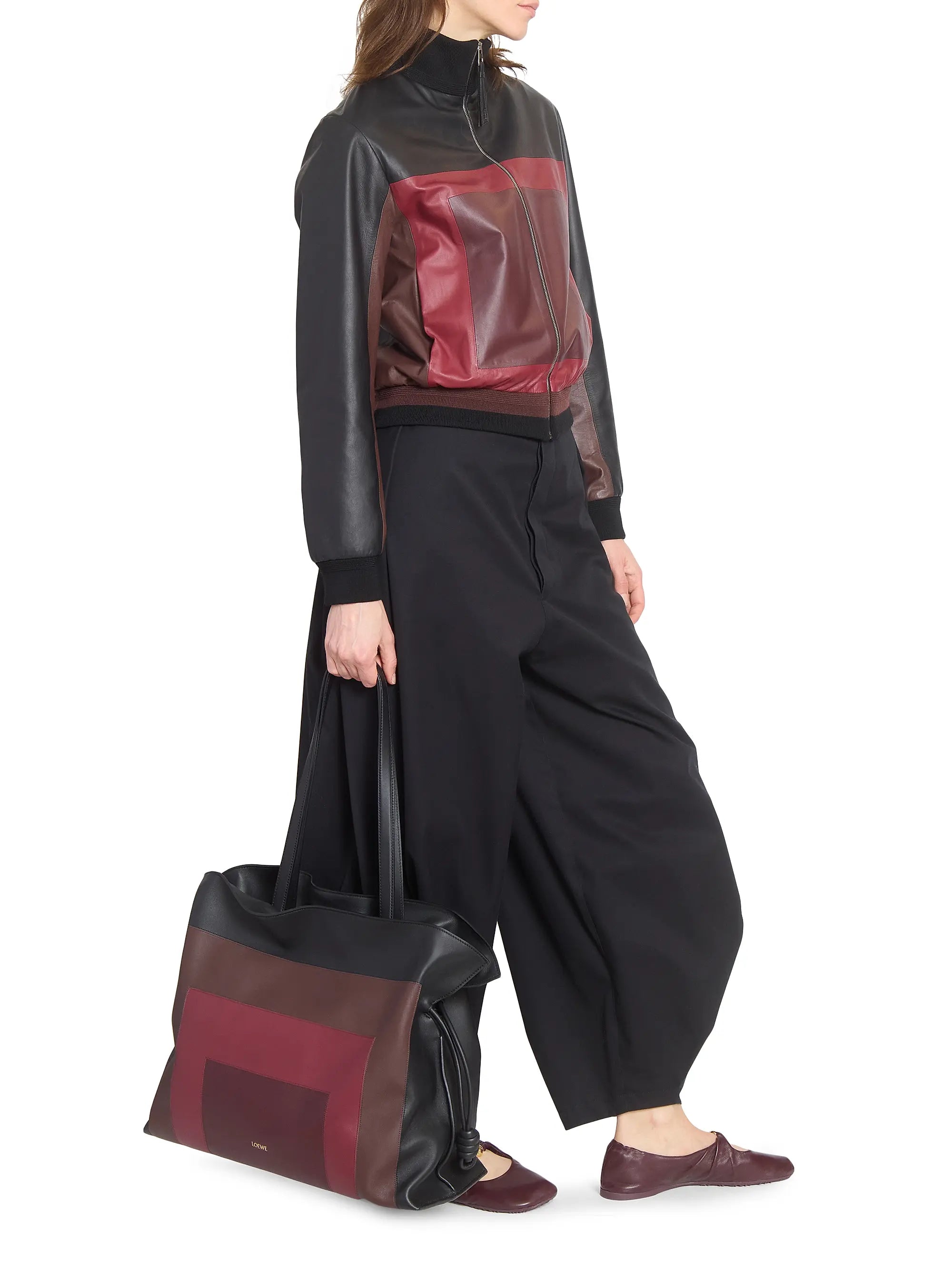 #color_black-burgundy