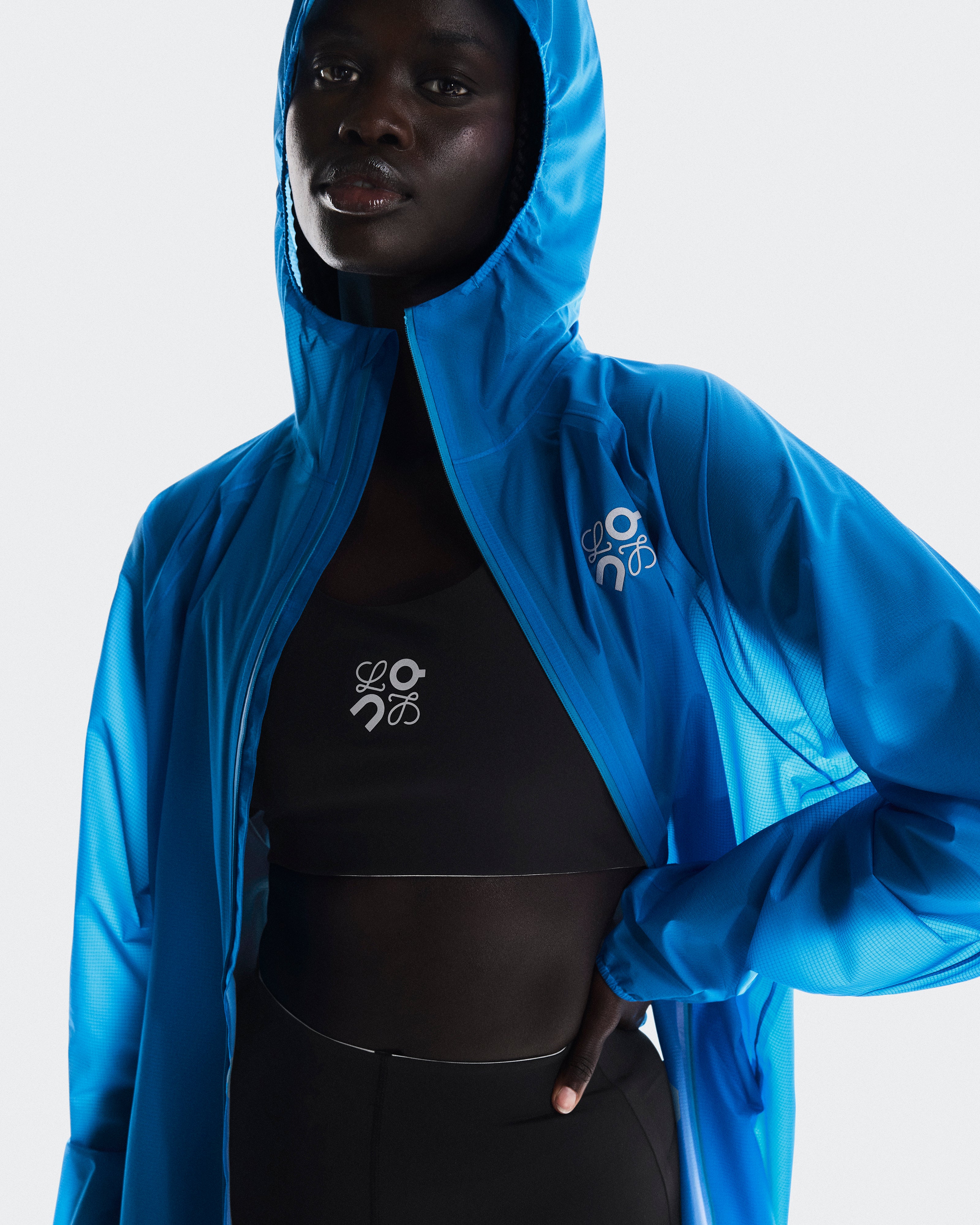 On Ultra Jacket Loewe Blue