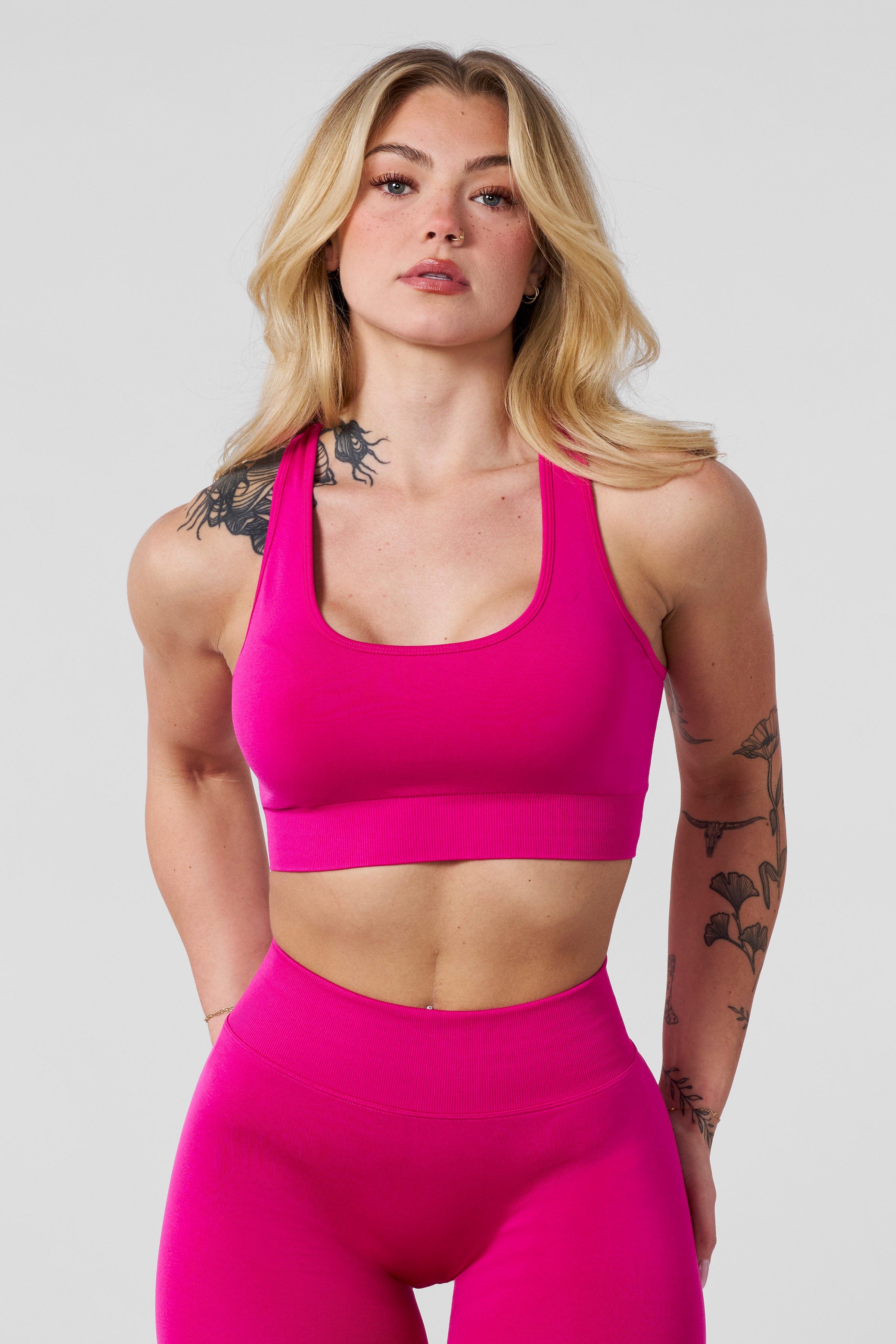 YoungLA W357 Legacy Seamless Bra Magenta