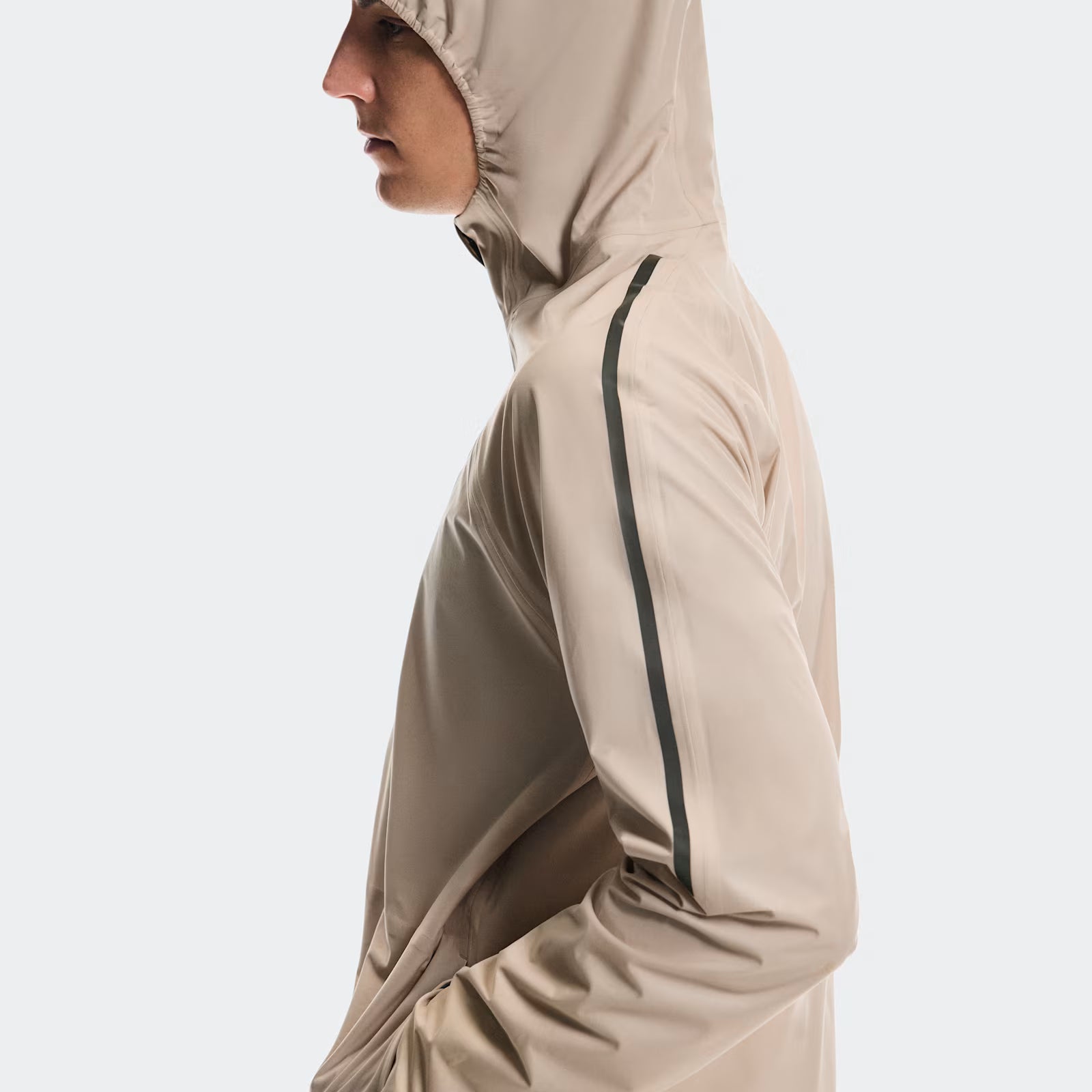On Performance Jacket Waterproof Desert
