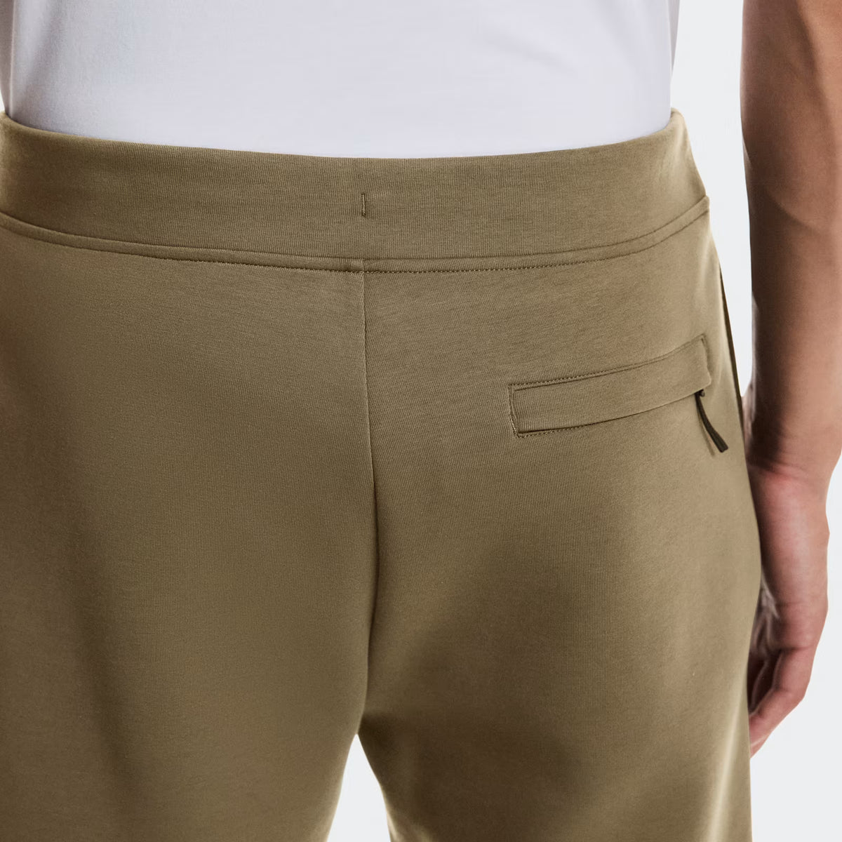 On Focus Tech Sweatpants Kalamata