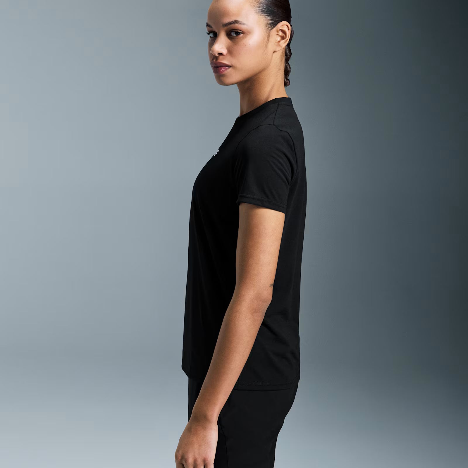 On On Run-T Black (Women'S)