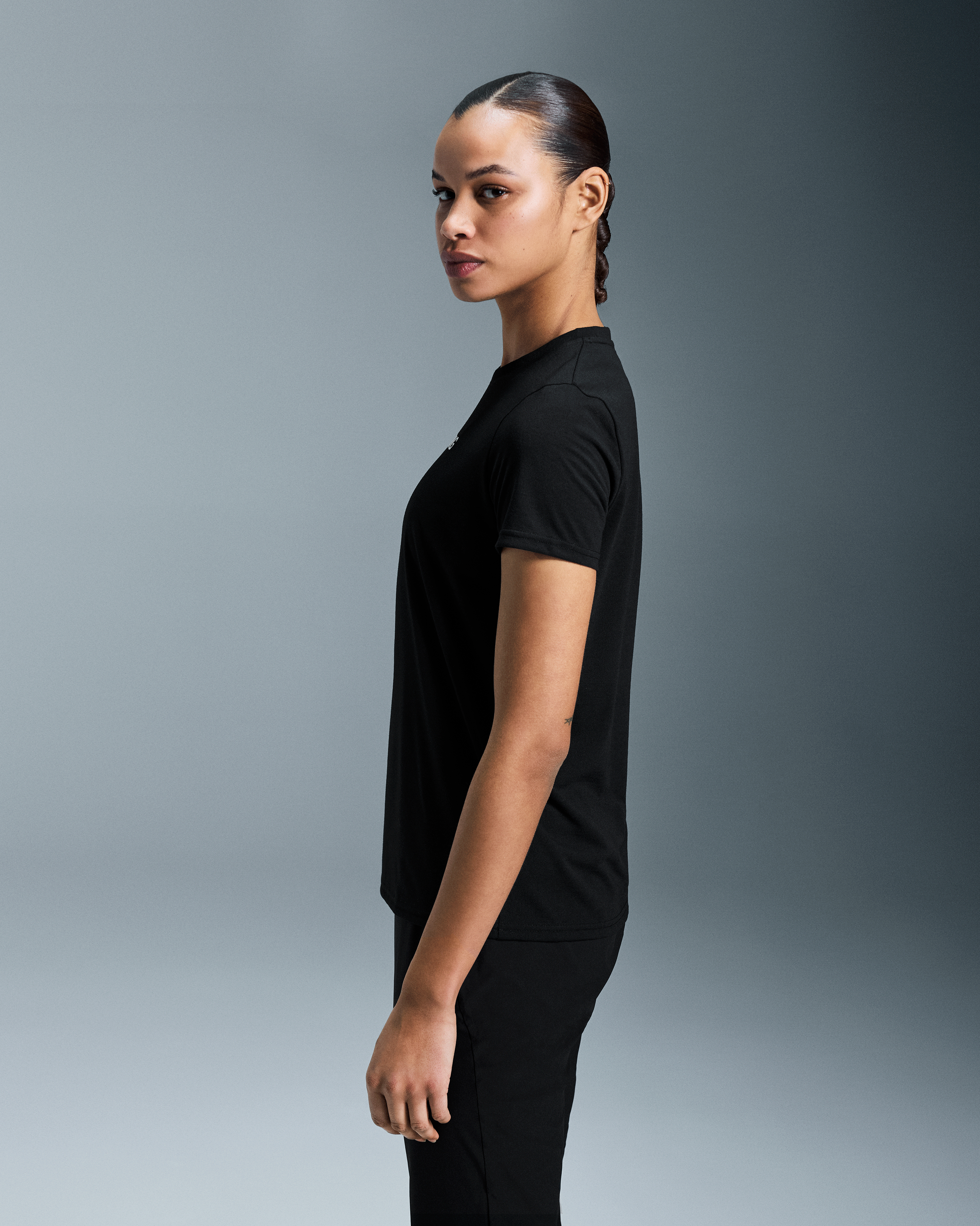 On On Run-T Black (Women'S)