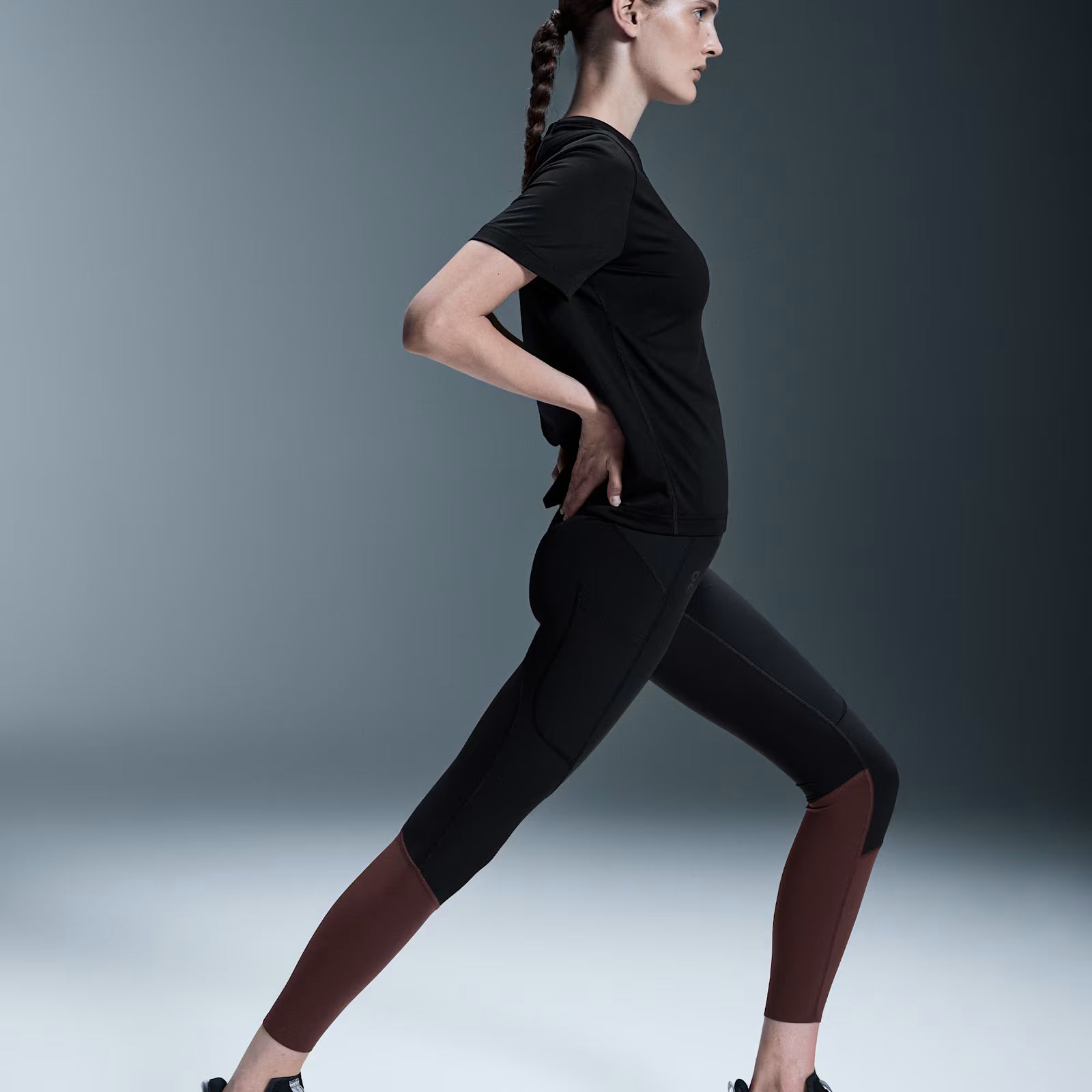 On Trek Tight Black | Mulberry (Women'S)