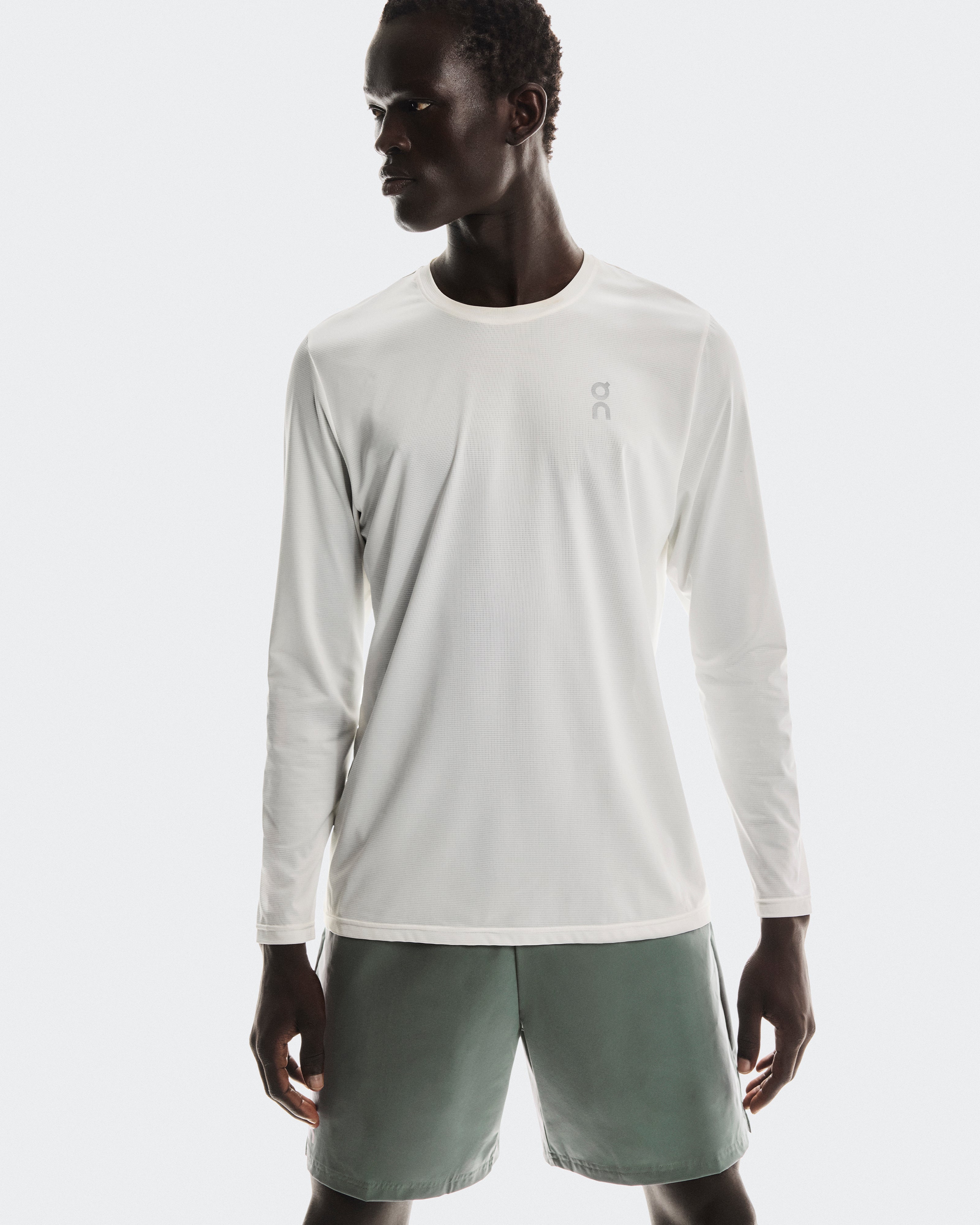 On 7" Core Shorts Olive