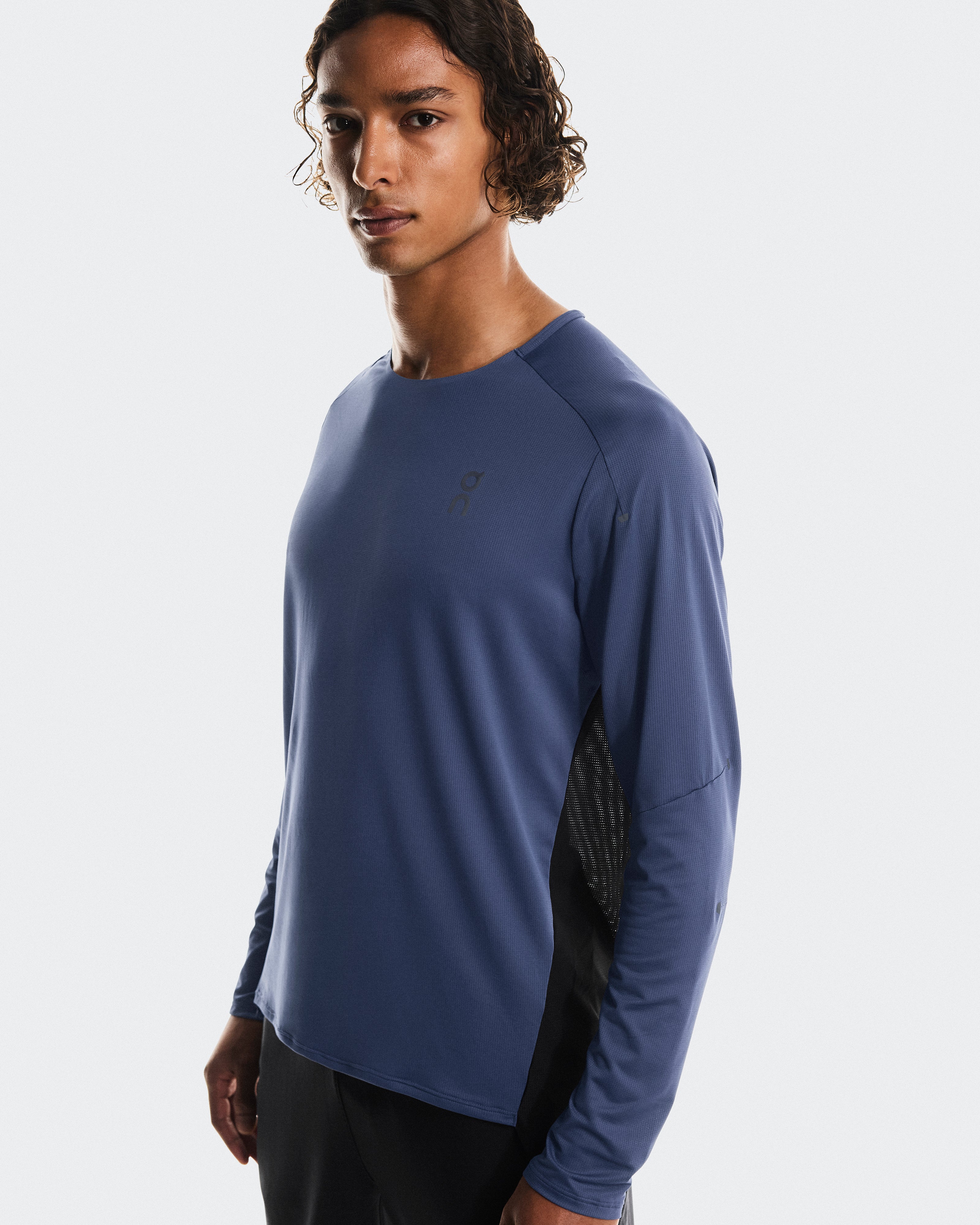 On Performance Long-T Acai | Black