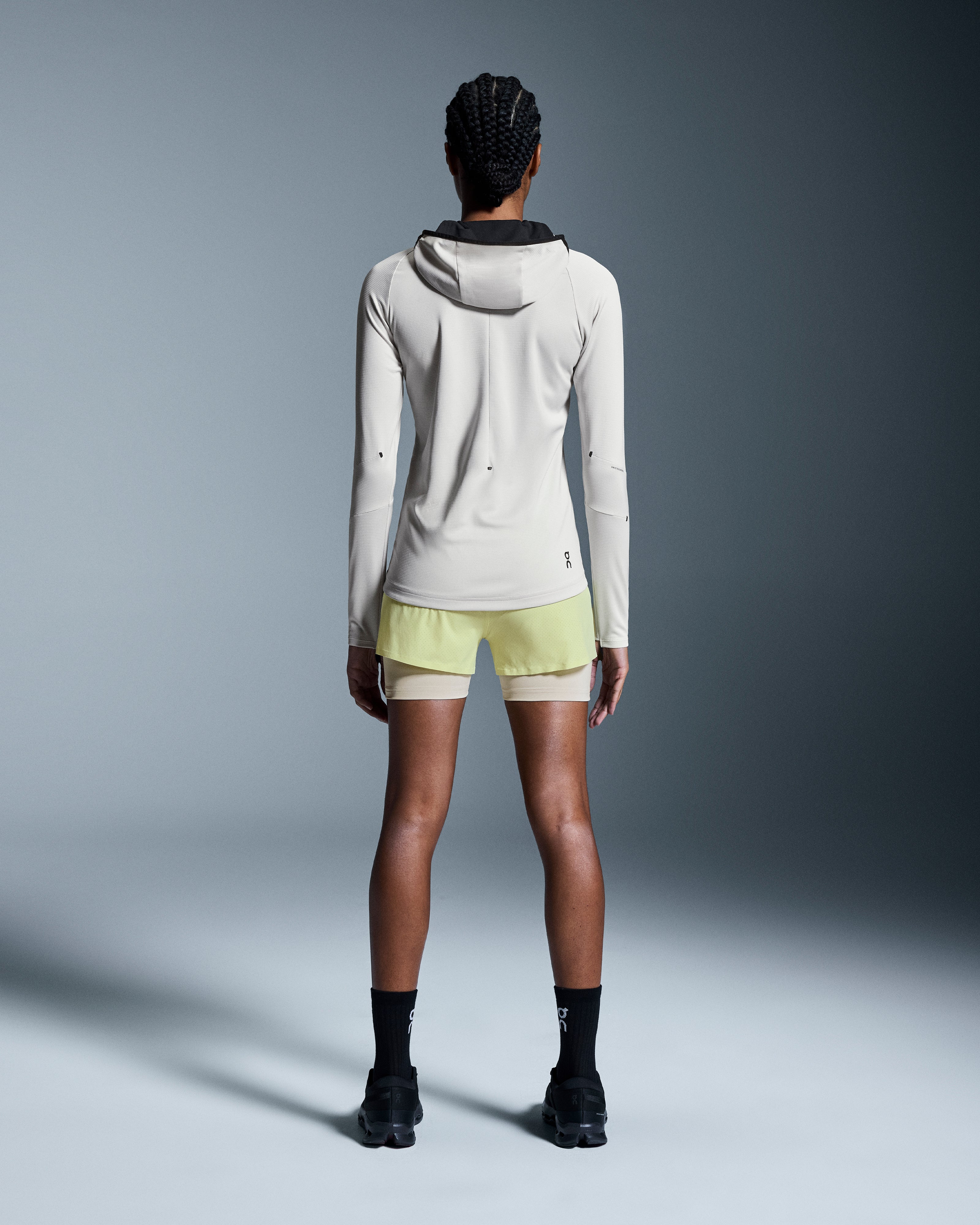 On 3" Performance 2/1 Shorts Limelight | Sand (Women'S)