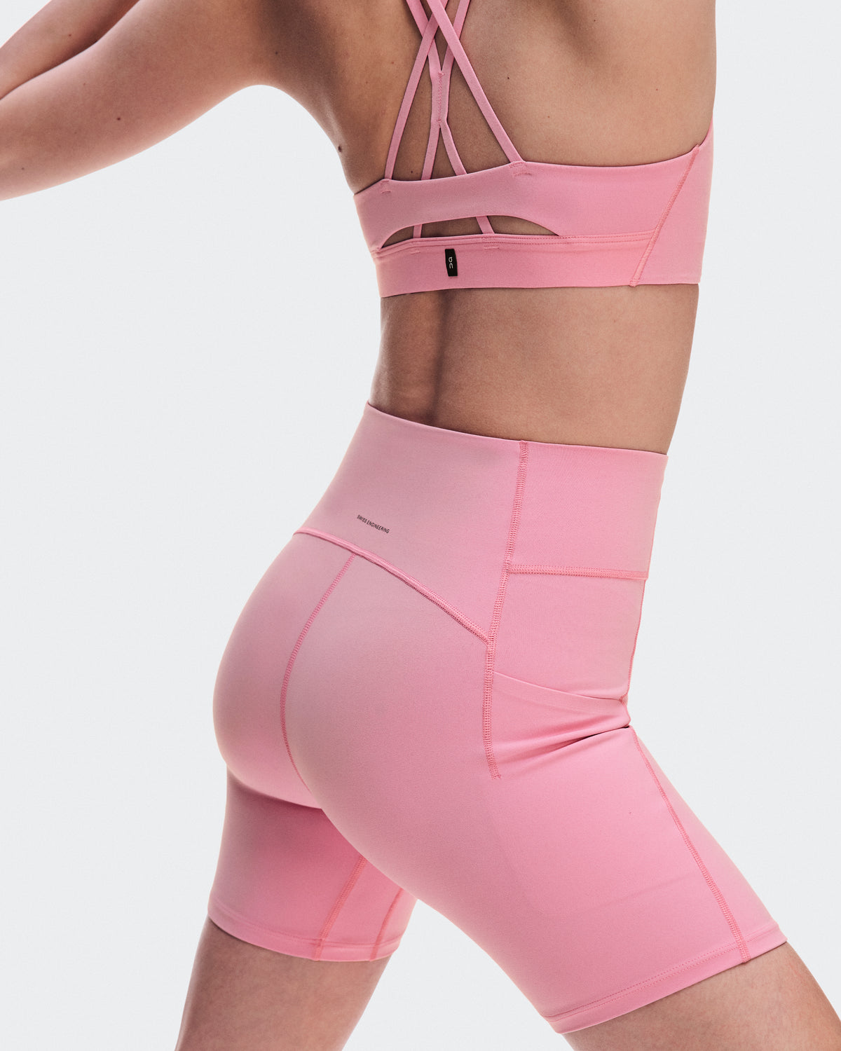 On Studio Leggings Short 6" Magnolia (Women'S)
