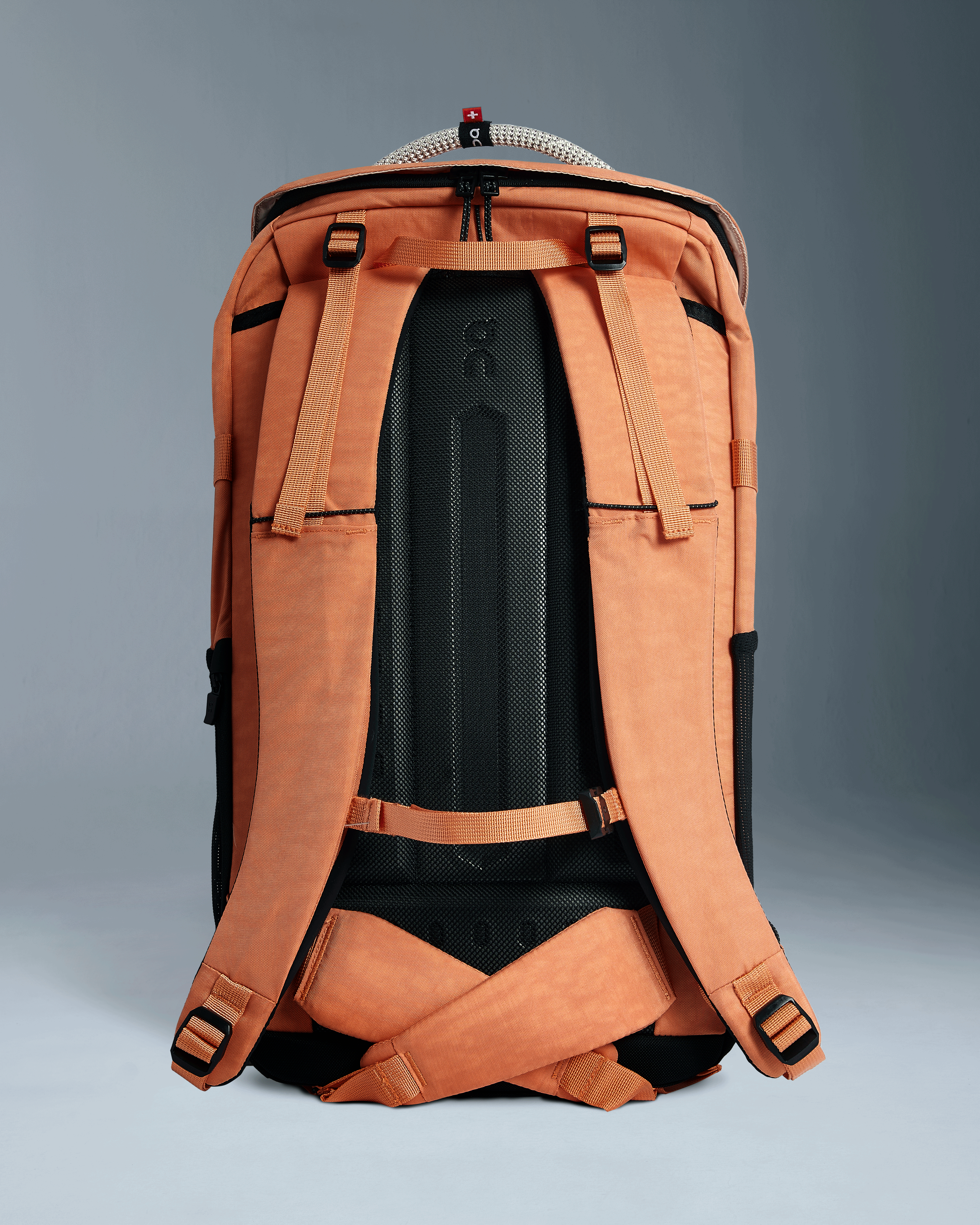 On Speed Pack 24L Elite Desert Glow