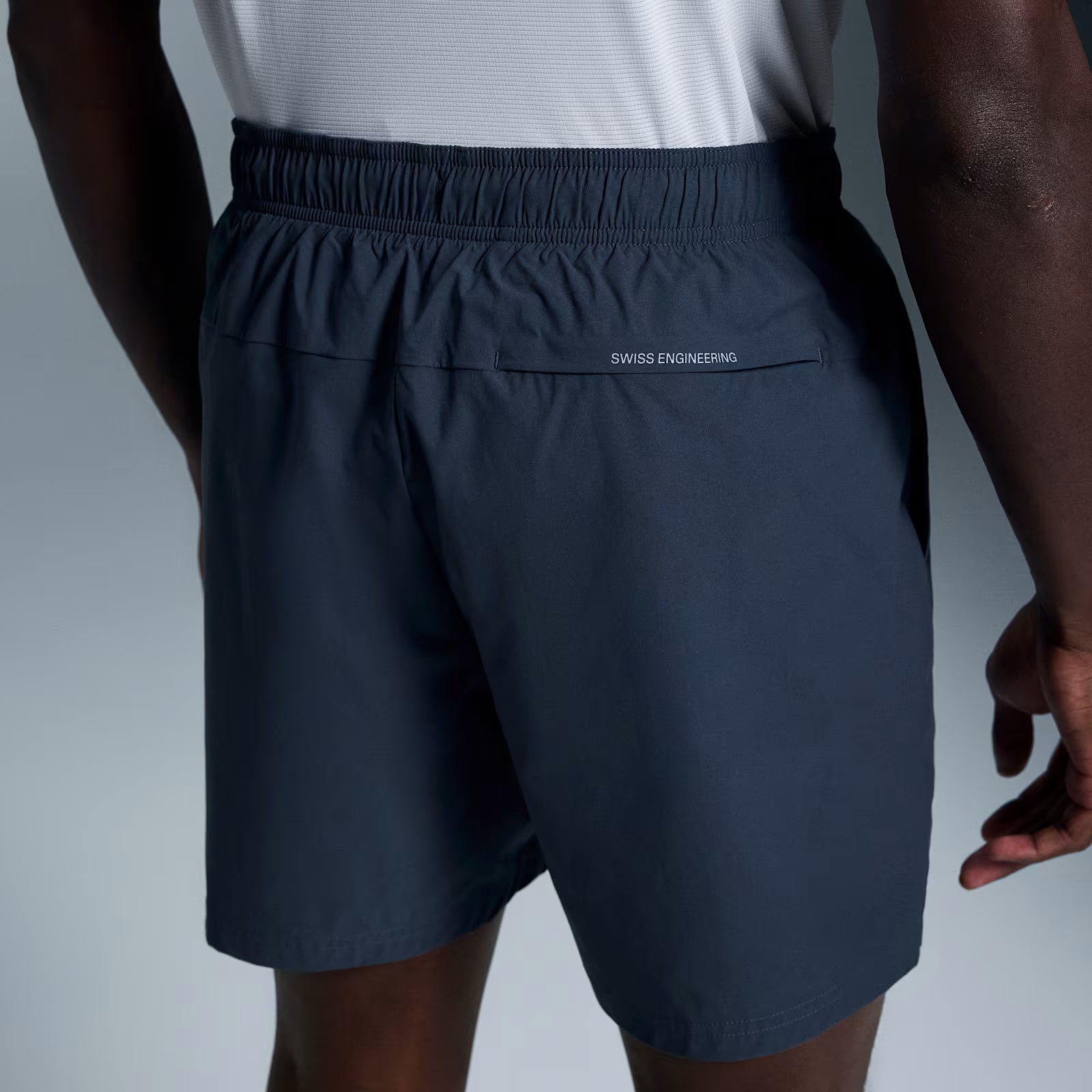On 7" Core Shorts Midnight
