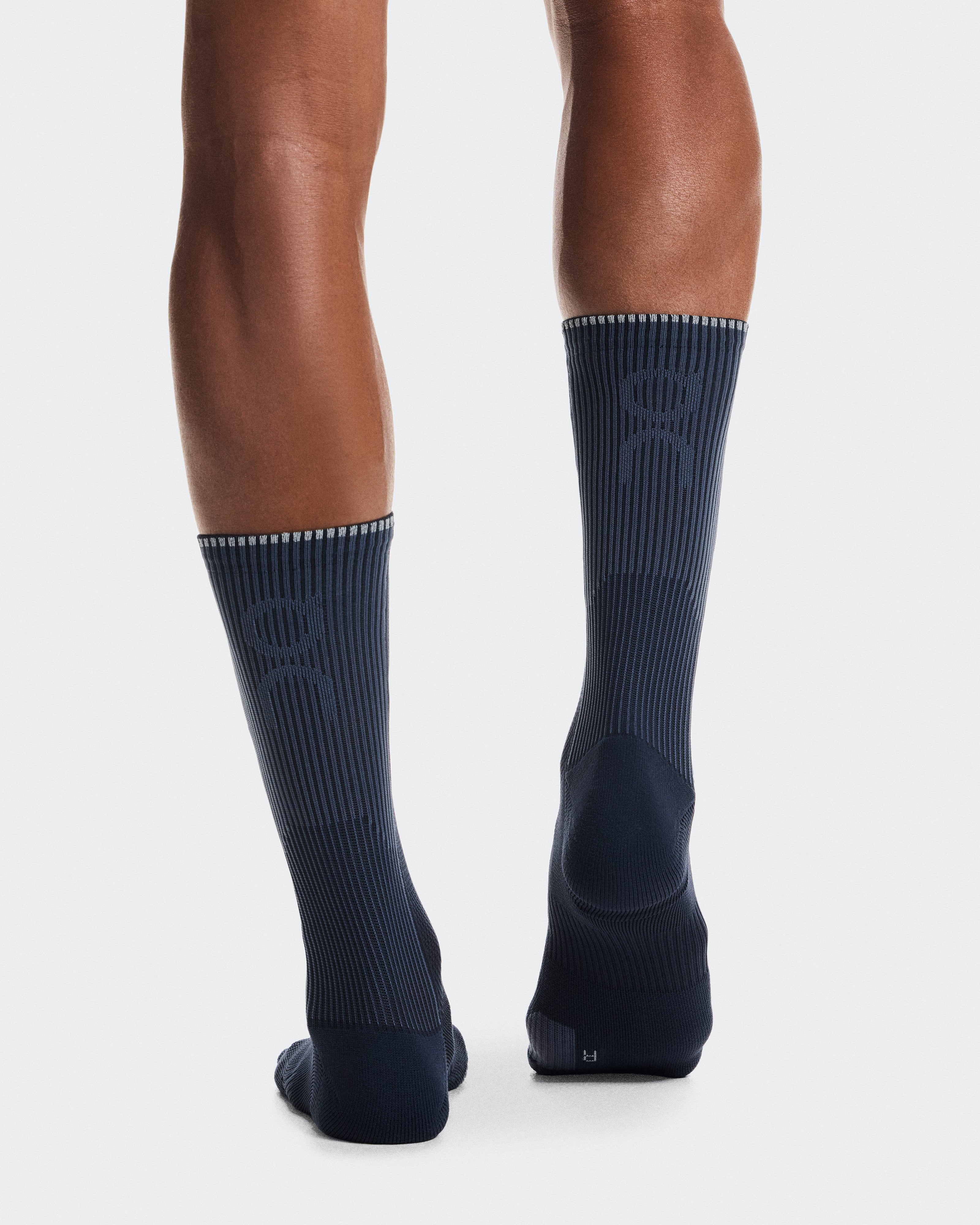 On Performance Run Sock High Navy | Navy