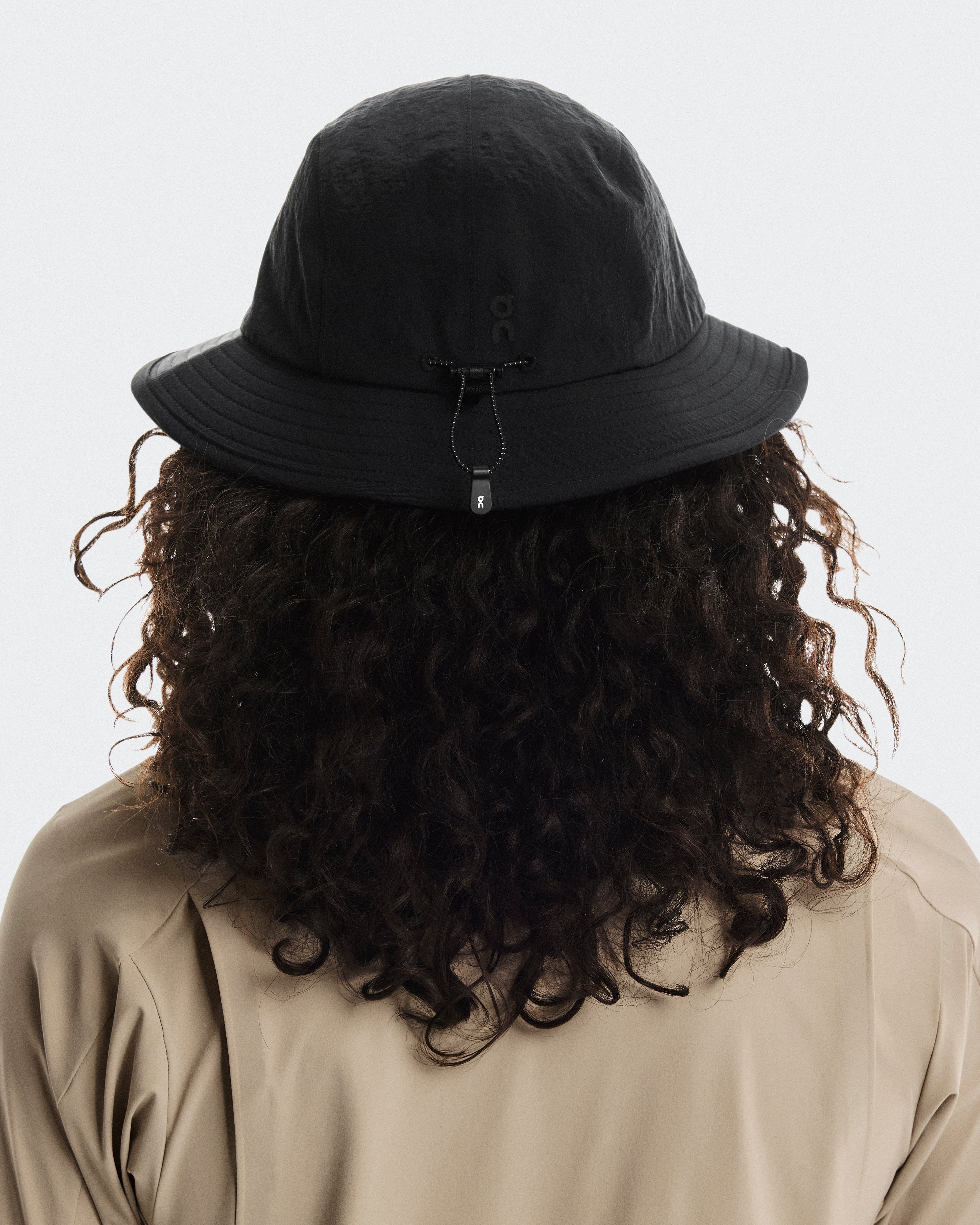 On Trail Hat Black