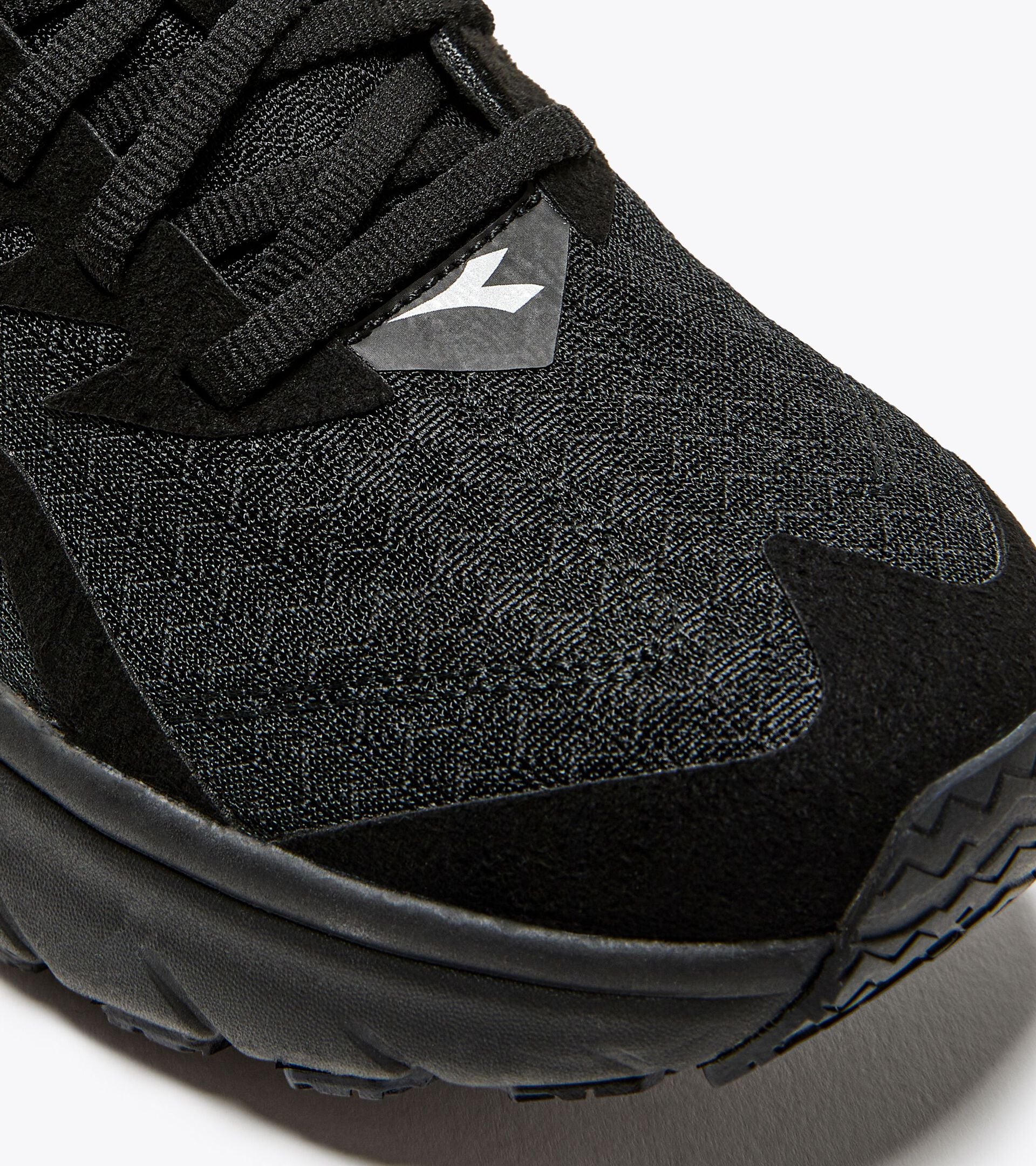Diadora Equipe Nucleo W Black/Black