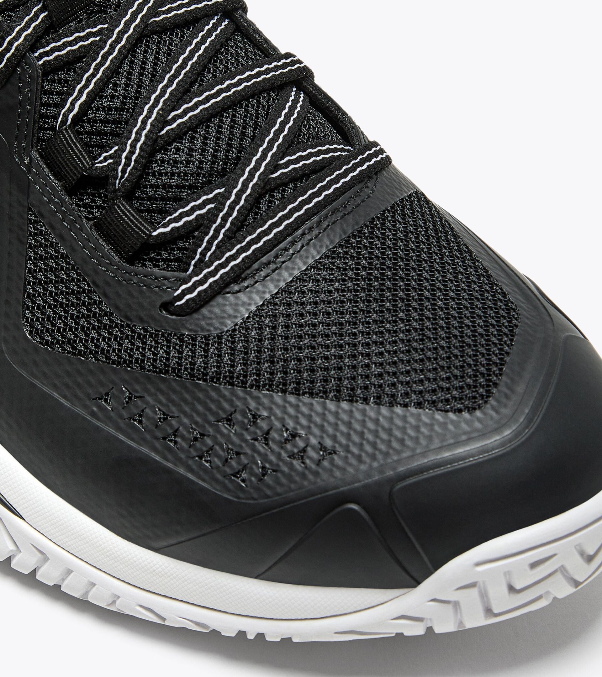 Diadora Blushield Torneo 2 Ag Black/White (C7406)