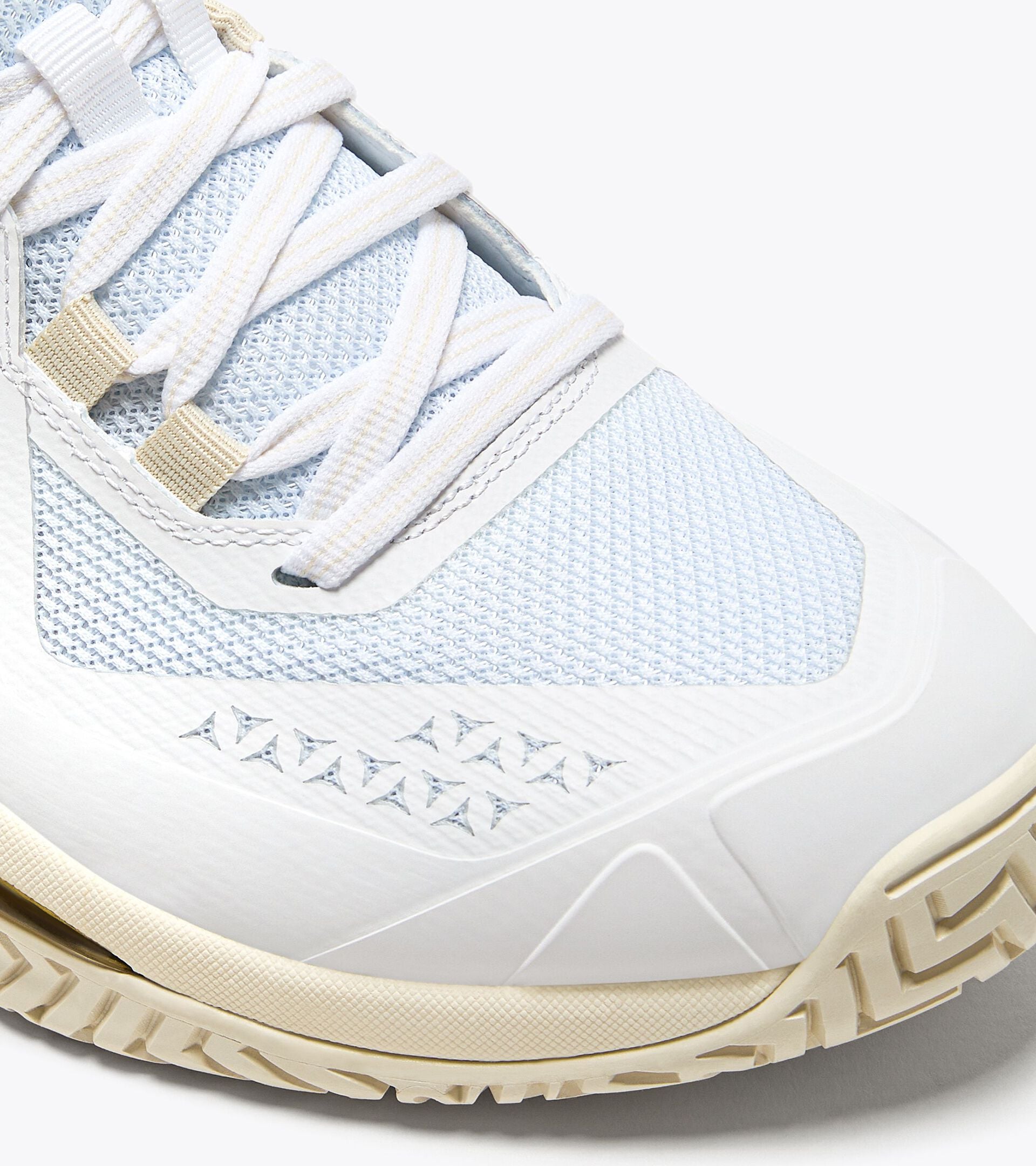 Diadora Blushield Torneo 2 W Ag White/Gold