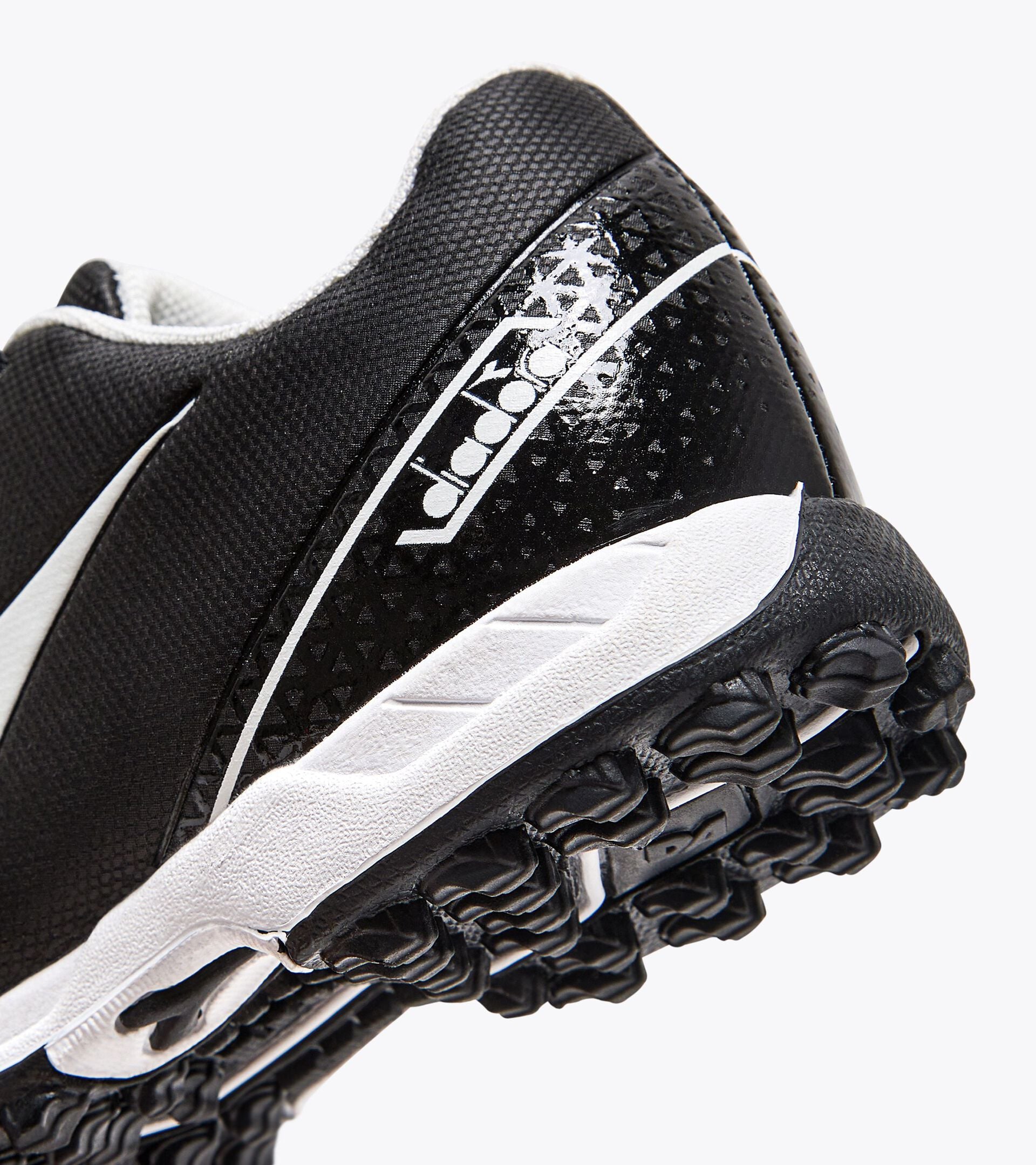 Diadora Pichichi 6 Tf Jr Black /White