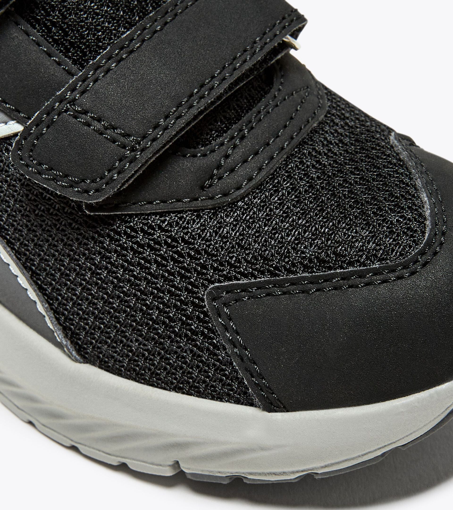 Diadora Falcon 4 Jr V Black/Steel Gray