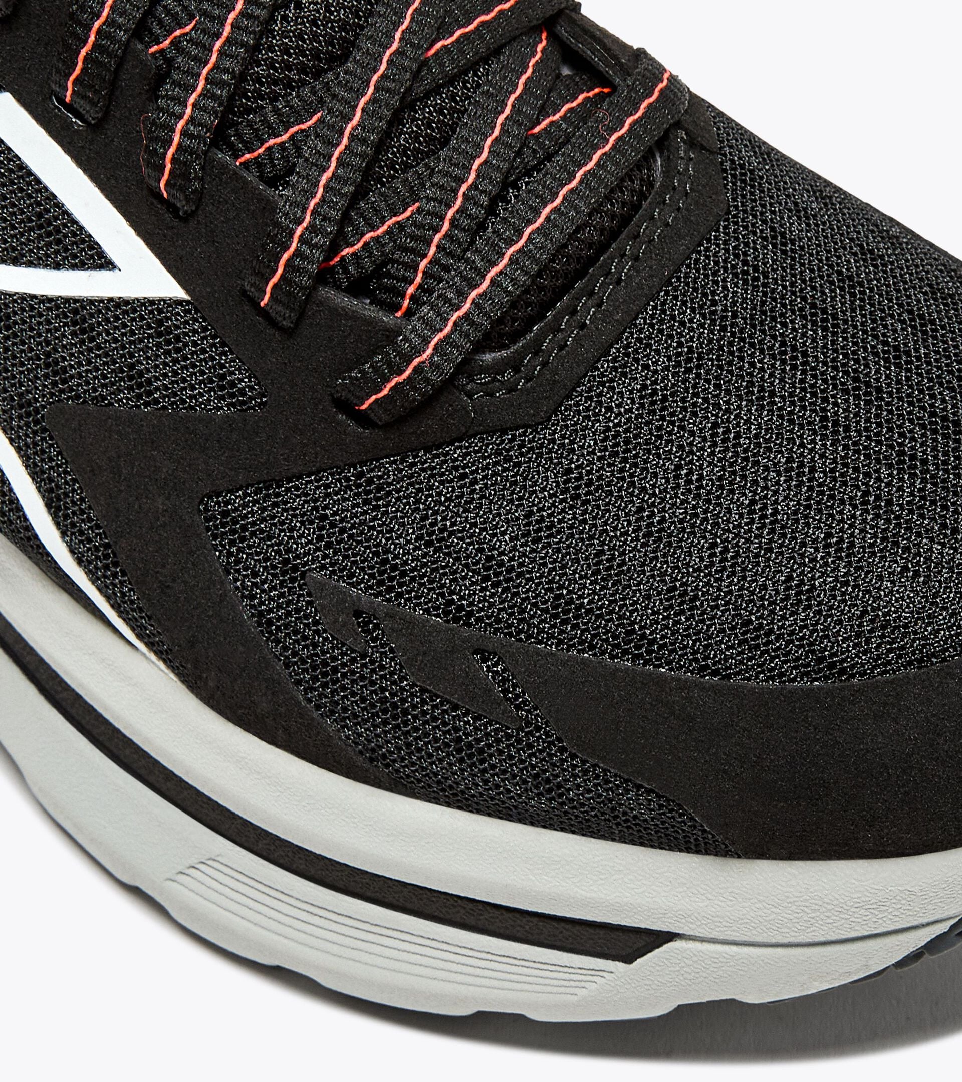 Diadora Cellula W Black/Silver