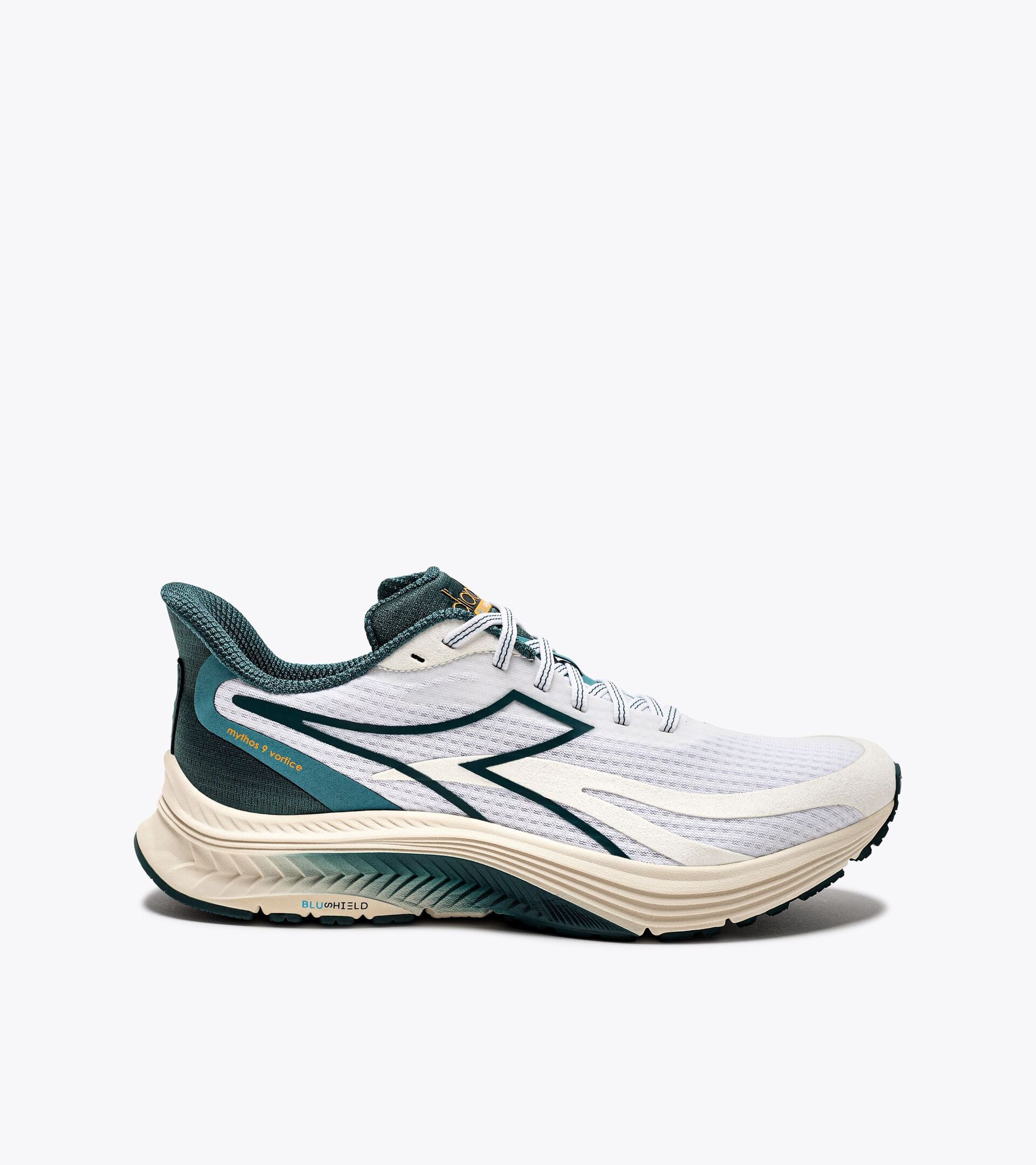 Diadora Mythos Blushield 9 Vortice Wht/Mediterranea/Whisper Wht