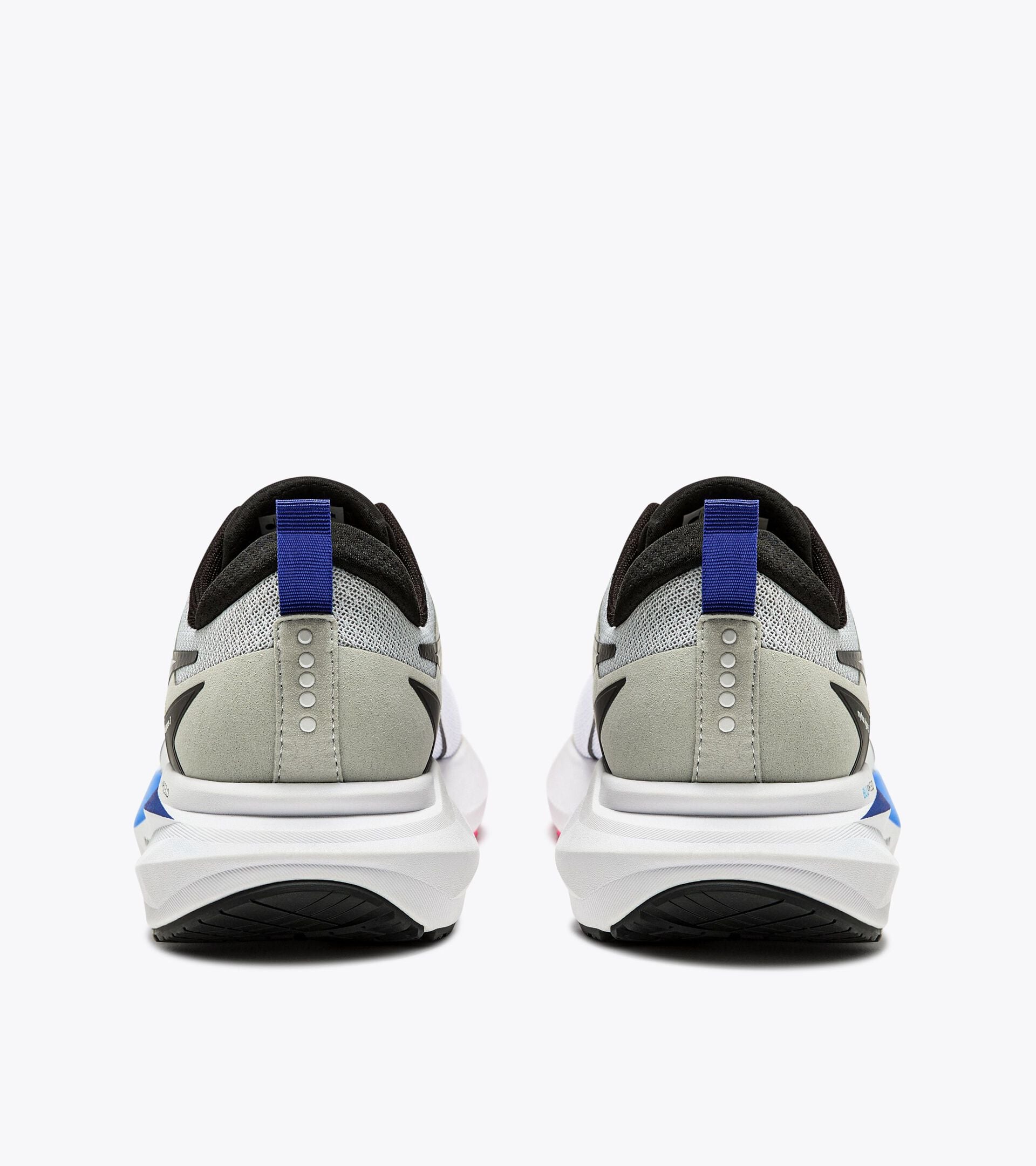 Diadora Mythos Blushield Vigore 3 White/Black/Silver Dd