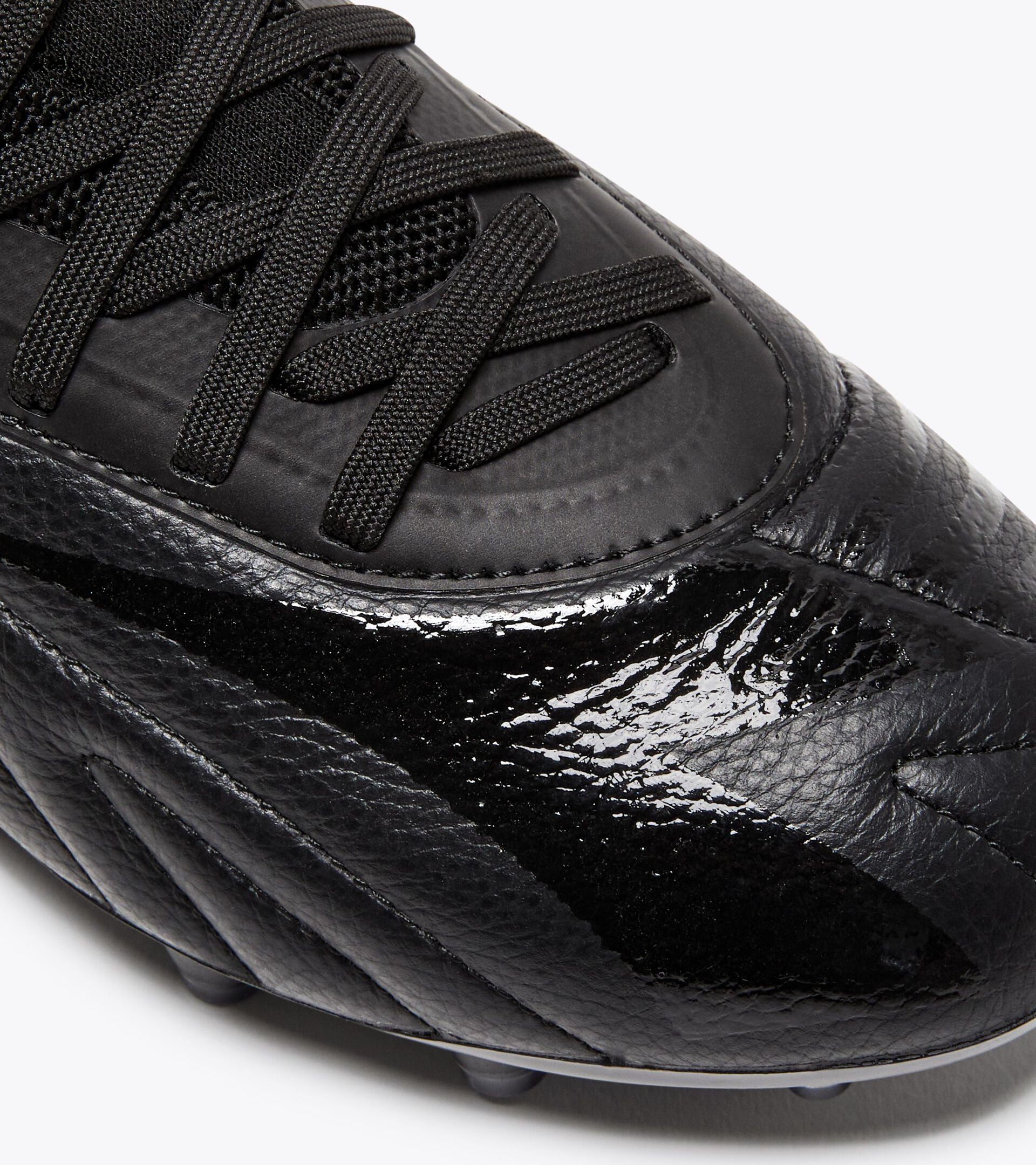 Diadora Maximus Elite Slx Black