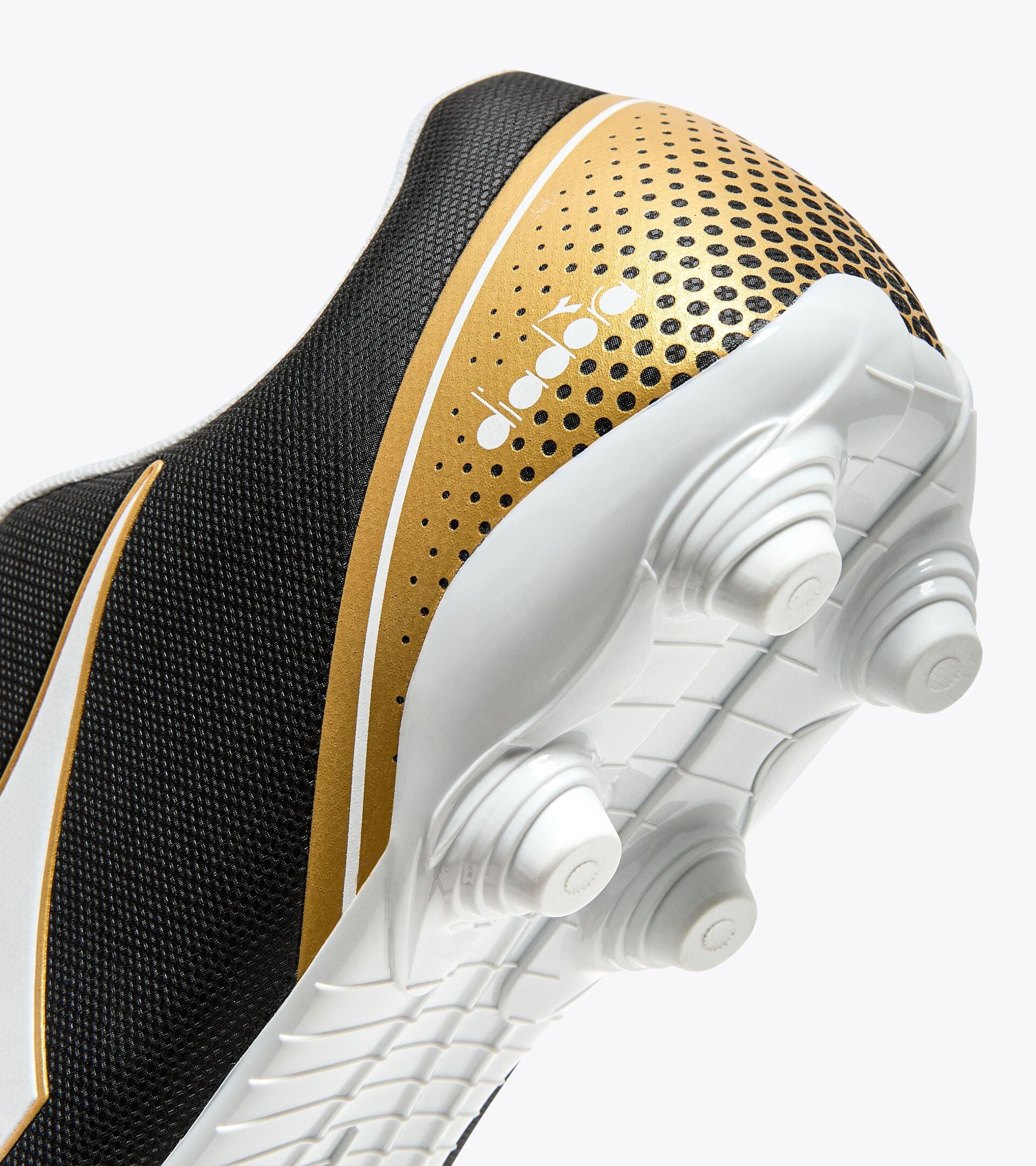 Diadora Pichichi 7 Mg14 Black/White/Gold