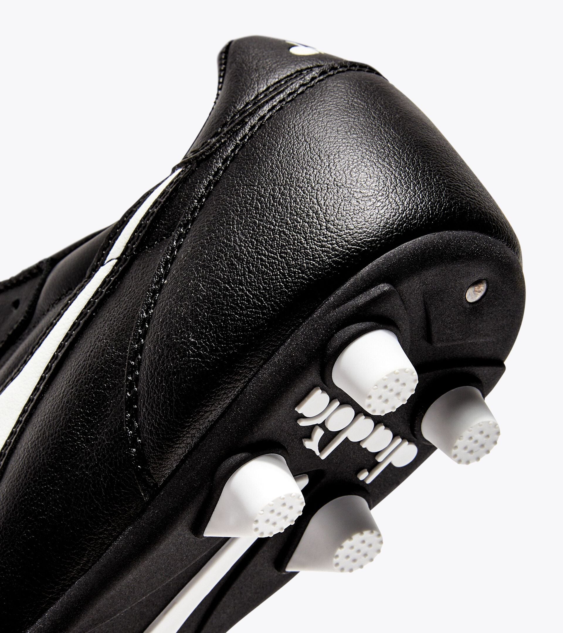 Diadora Brasil Lt Mdpu Black /White