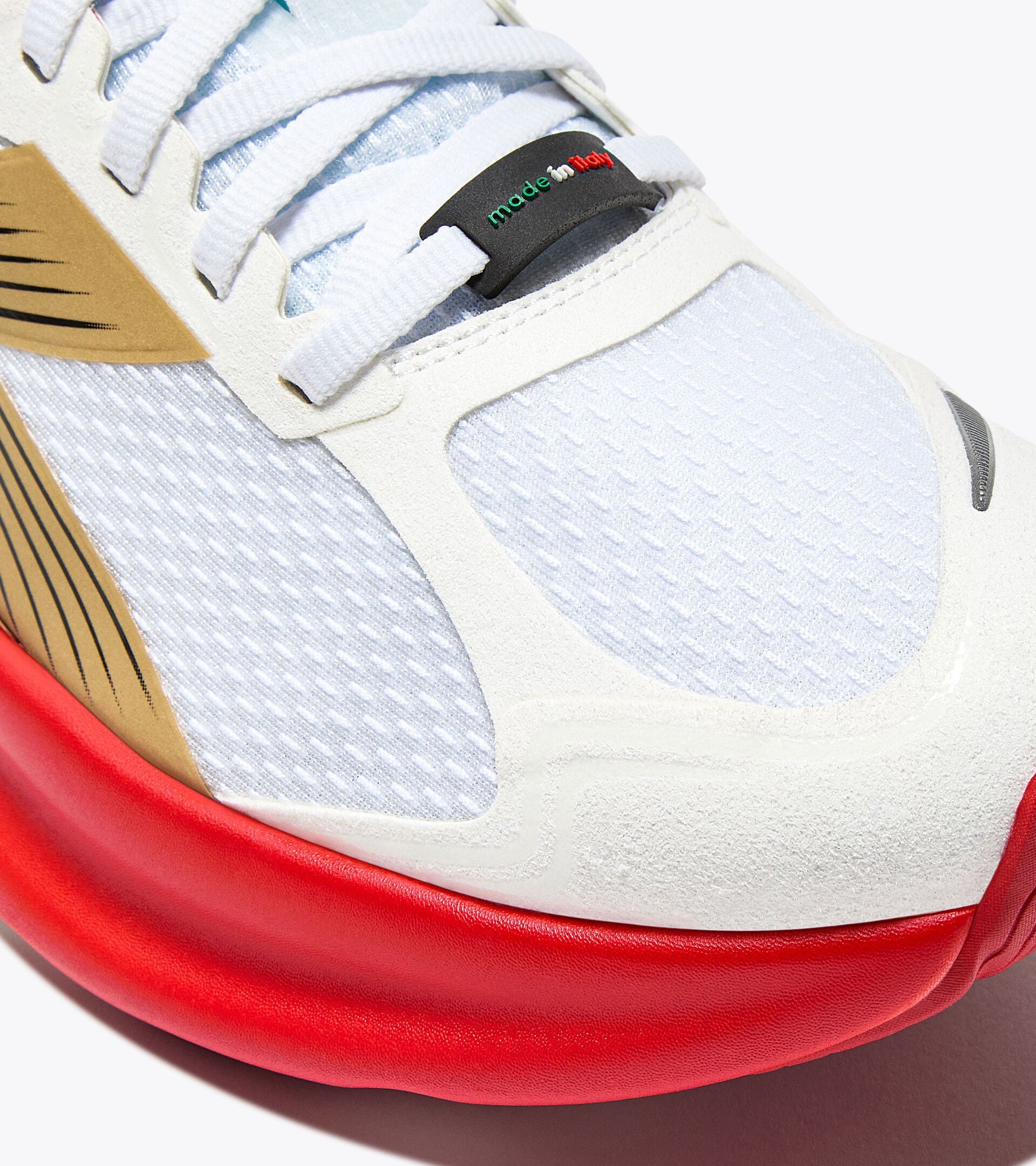 Diadora Atomo Star White/Metallic Gold/Fiery Red