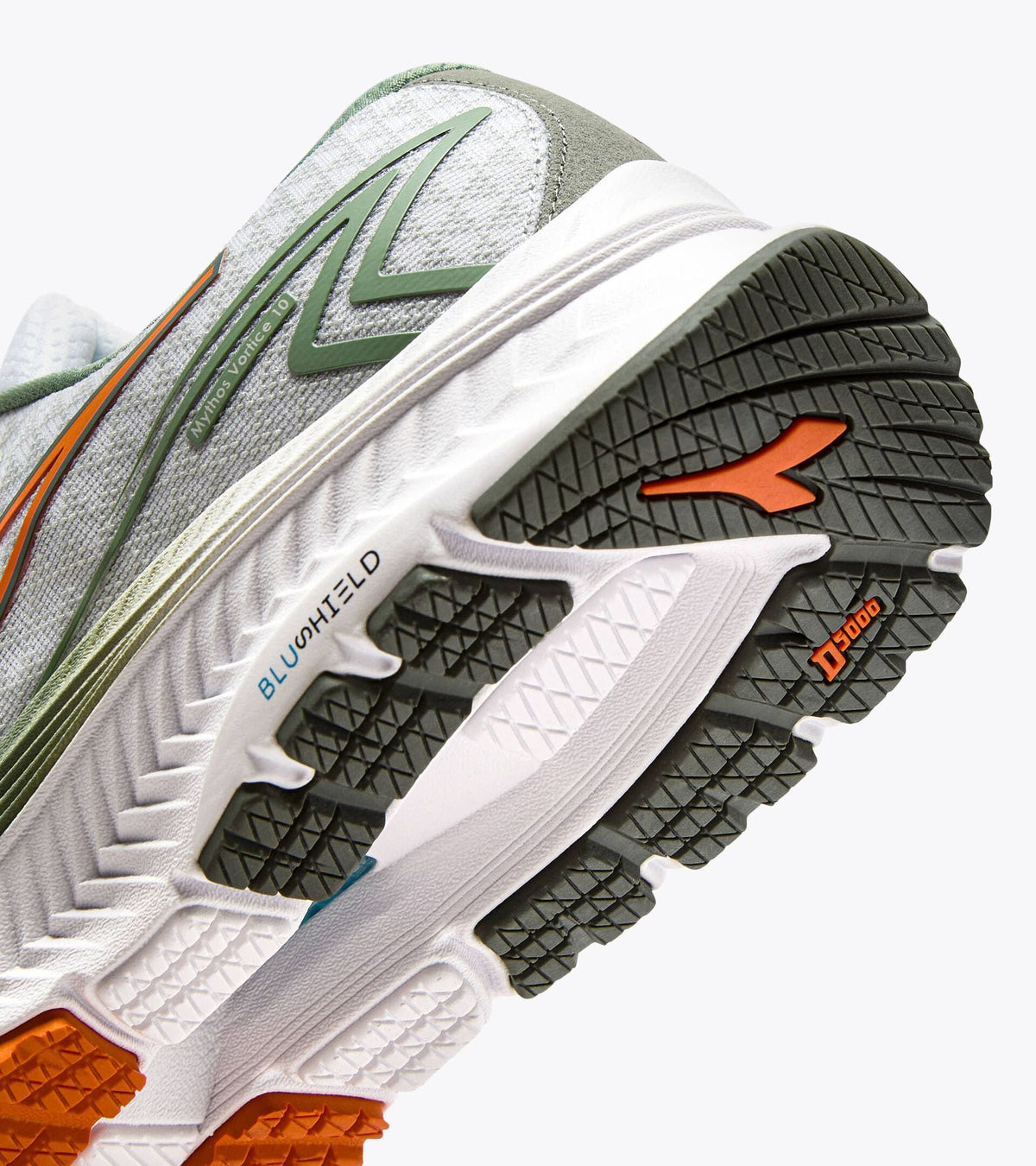 Diadora Mythos Blushield 10 Vortice White/Iceberg Green