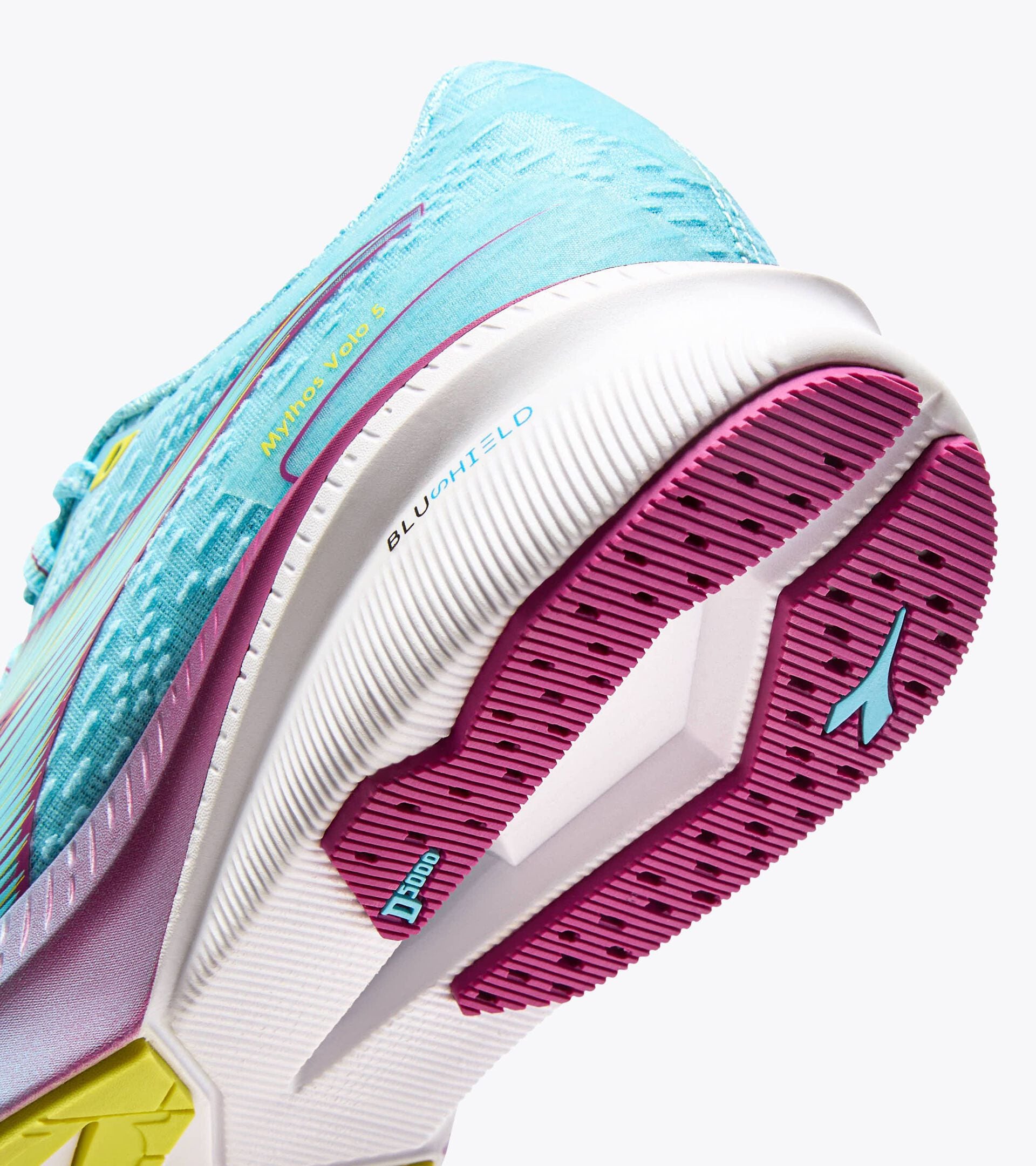 Diadora Mythos Blushield Volo 5 W Gulf Stream/Fuchsia Red