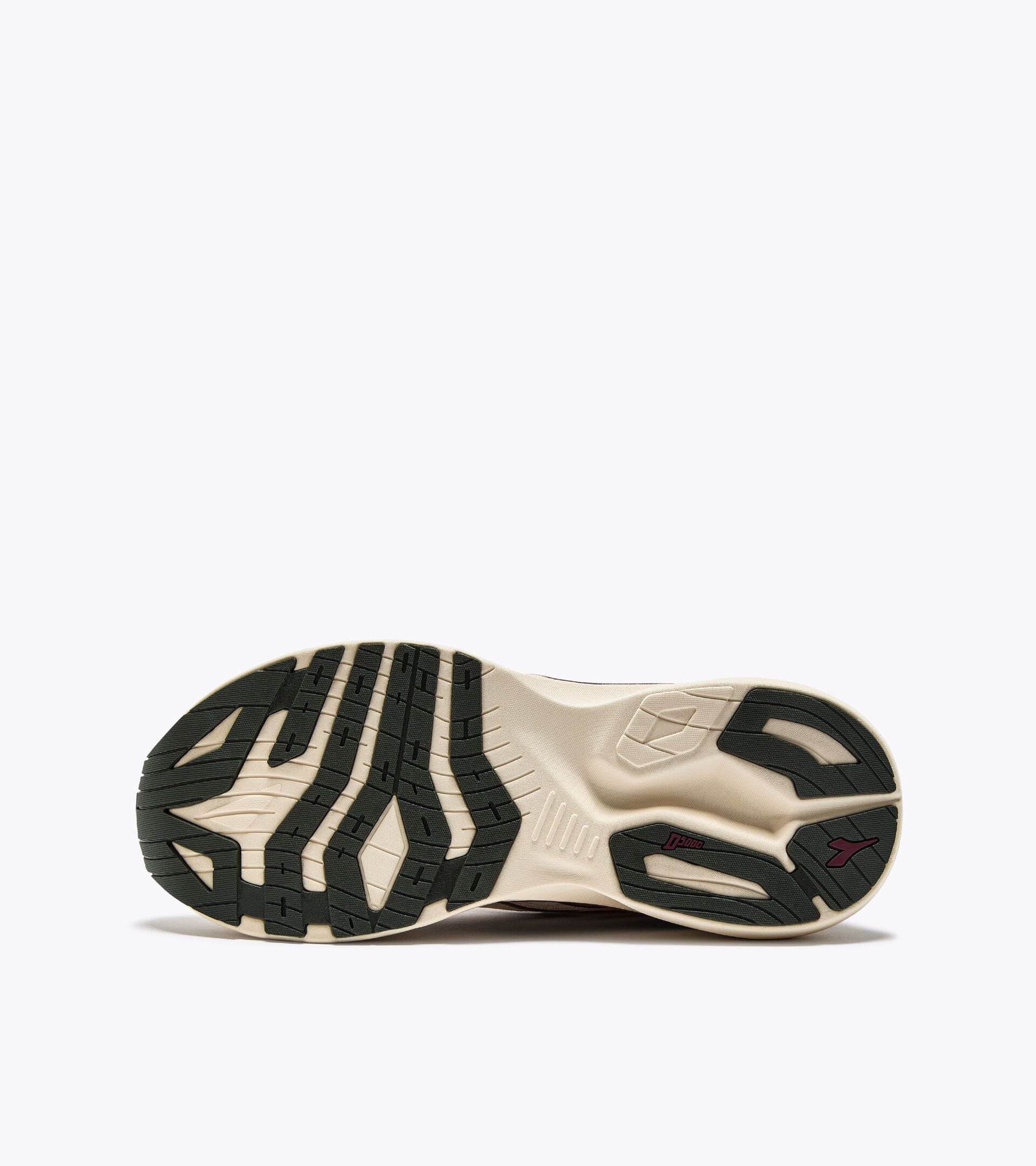 Diadora Nucleo 2 Whisper White/Maroon Banner