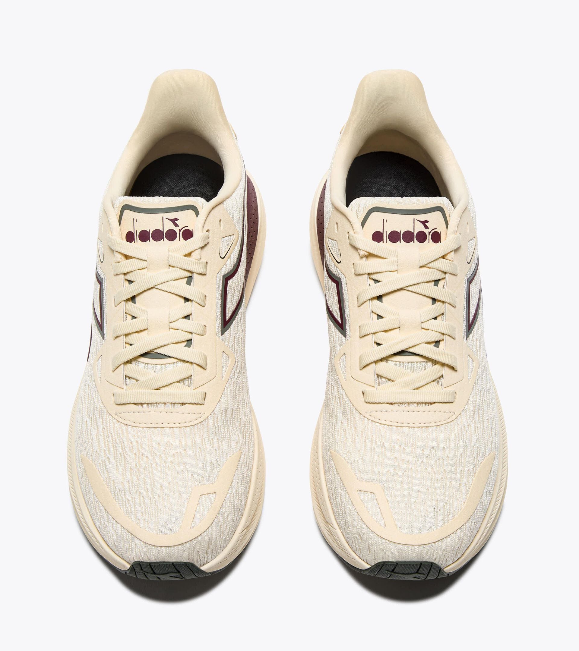 Diadora Nucleo 2 Whisper White/Maroon Banner
