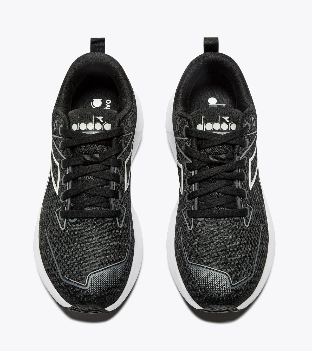 Diadora Mythos Blushield Vigore 4 W Black/White (C7406)