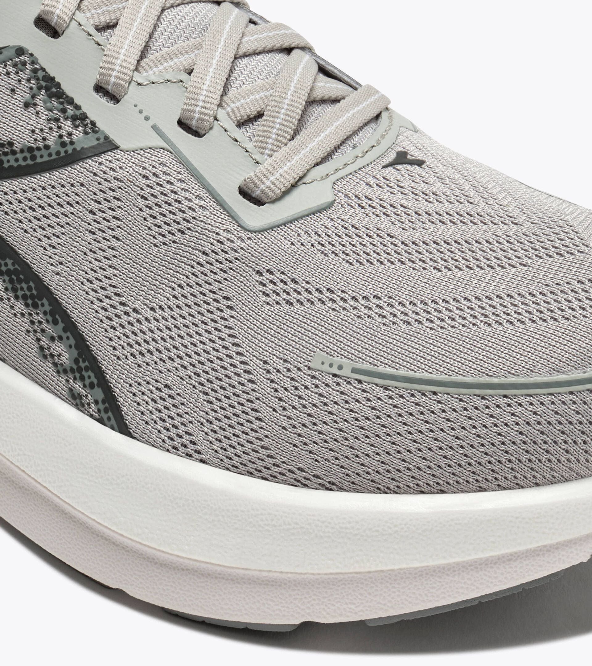 Diadora Mythos Blushield Vigore V W Silver /Forged Iron