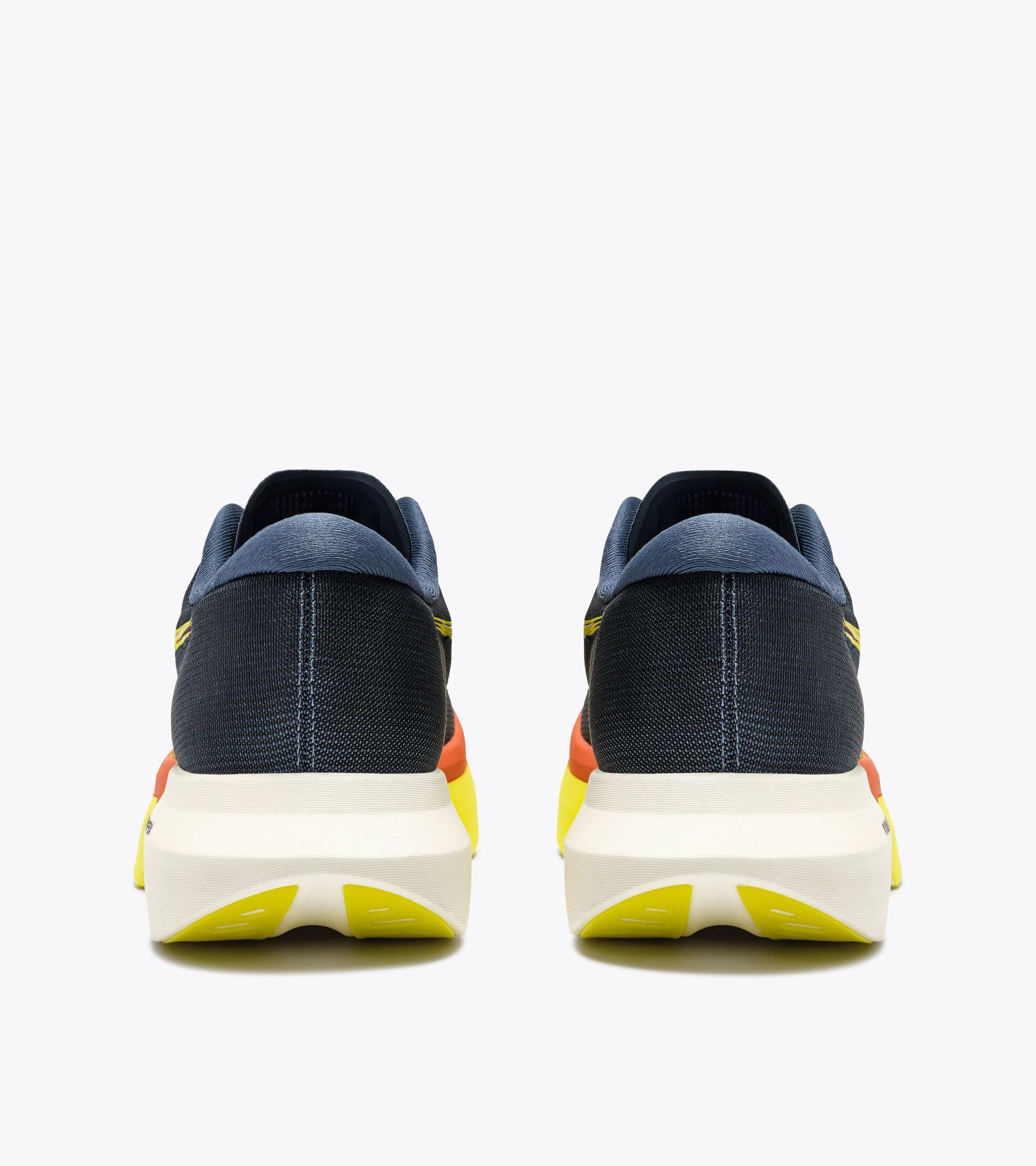 Diadora Gara Carbon 3 Dk Denim /Slphr Sprg/Sclt Ibis