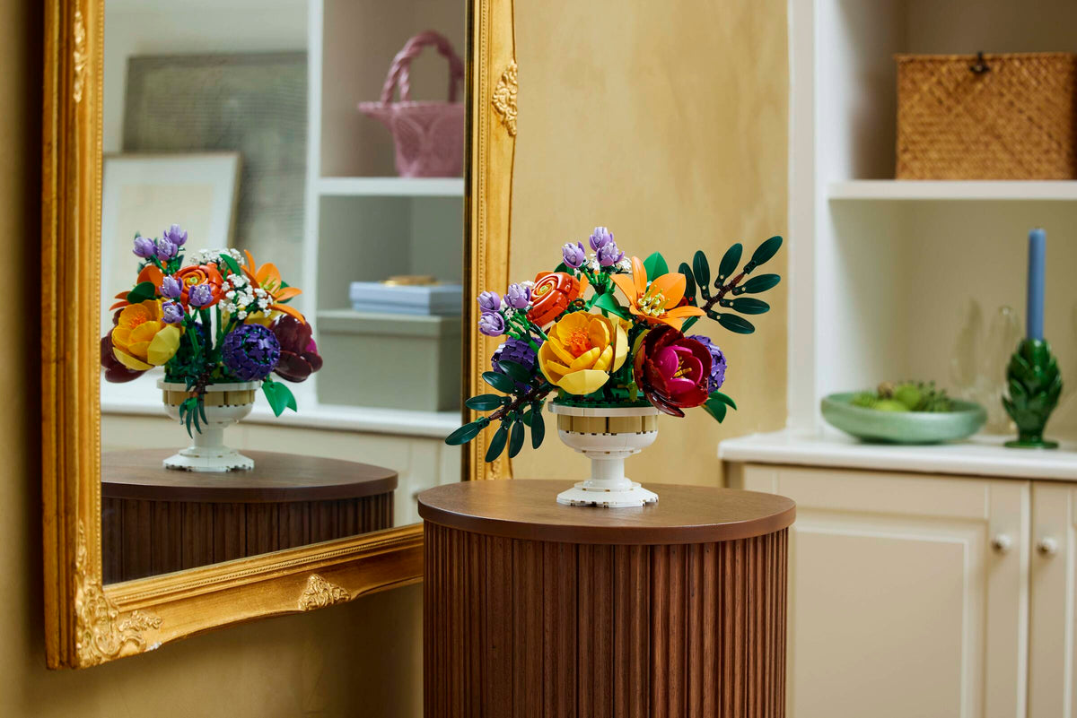 LEGO Flower Arrangement, back