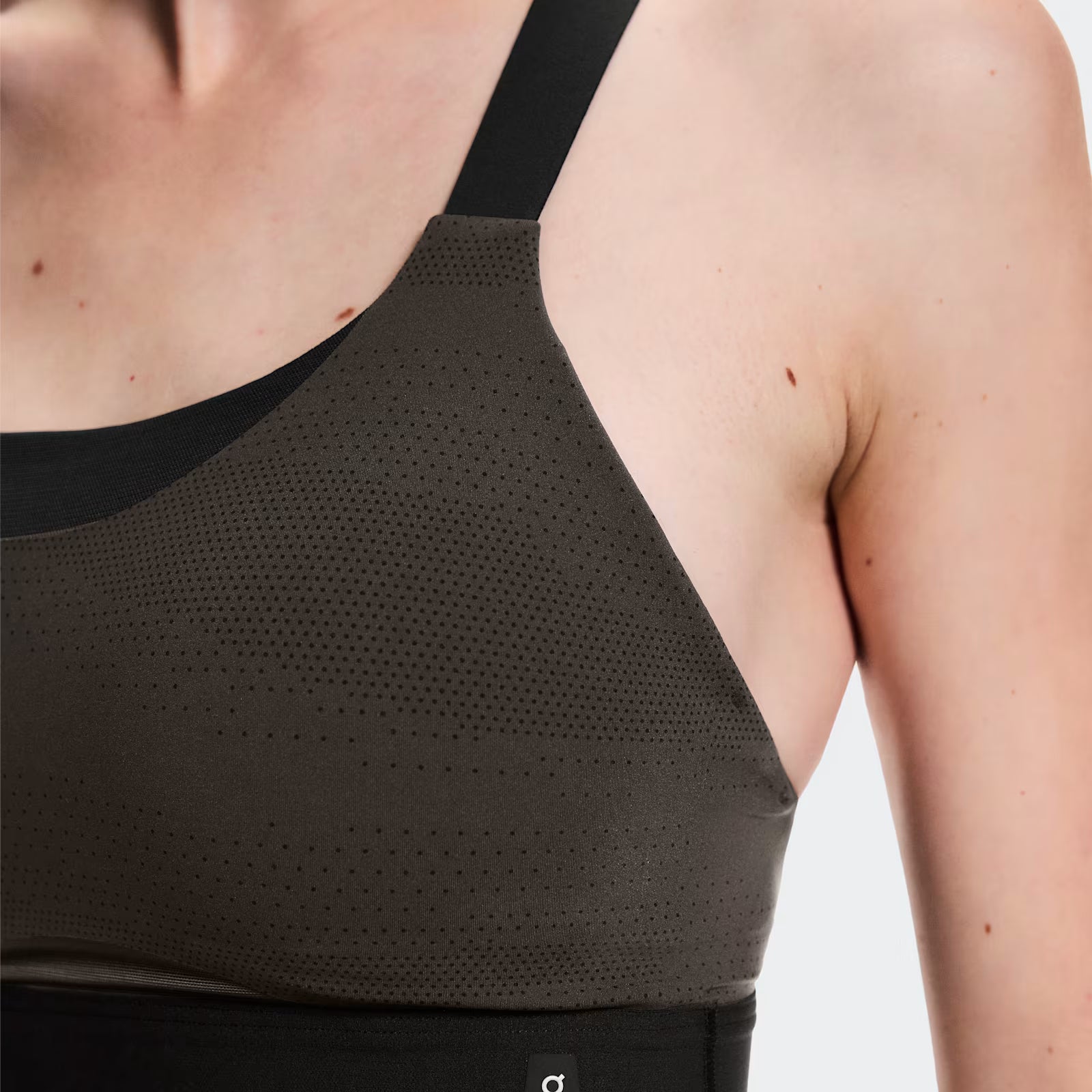 On Performance Bra Erewhon Espresso | Black (Women'S)